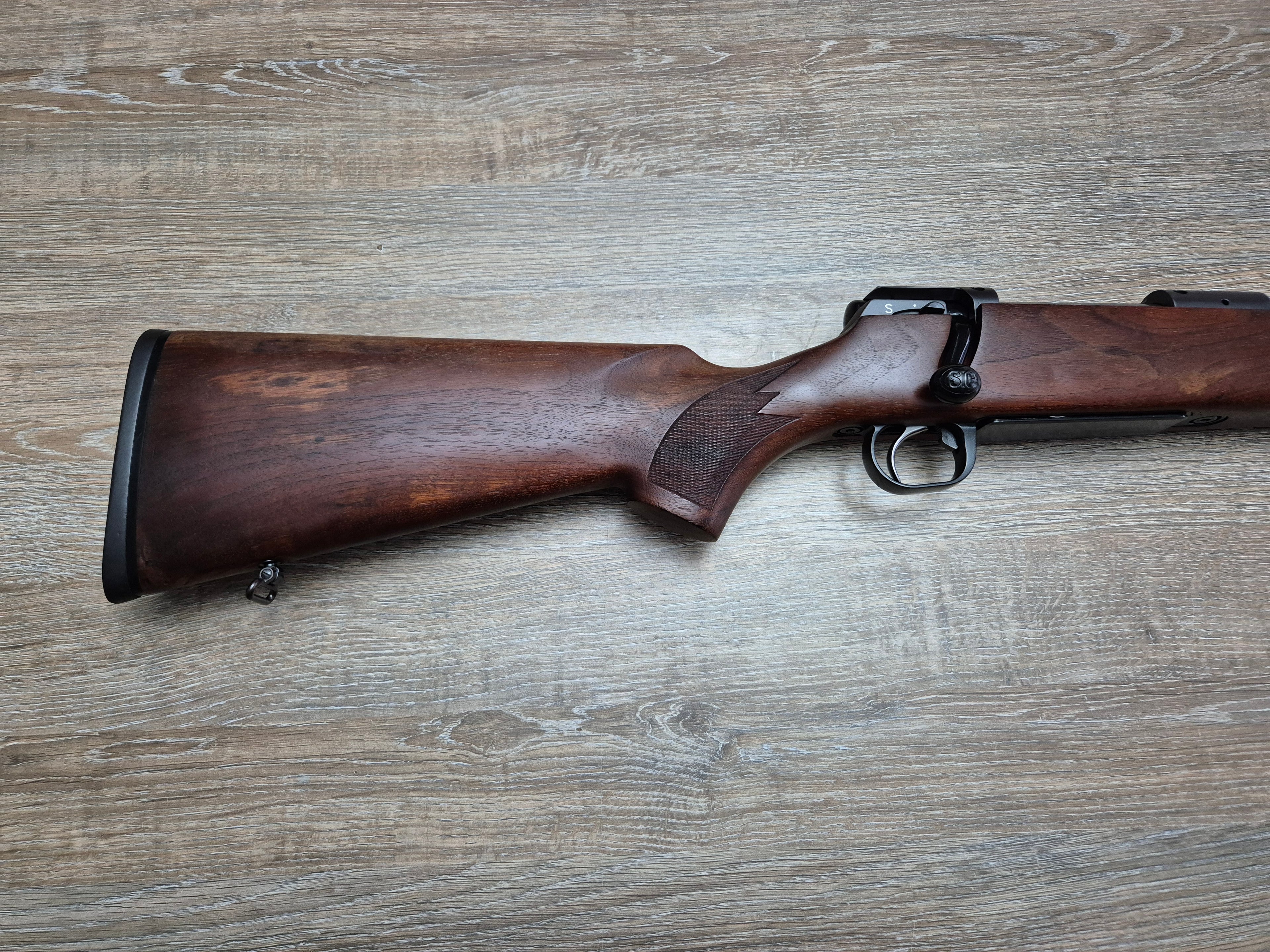 Carabina SIG 98, cal 9,3x62, teava 56cm, pat lemn