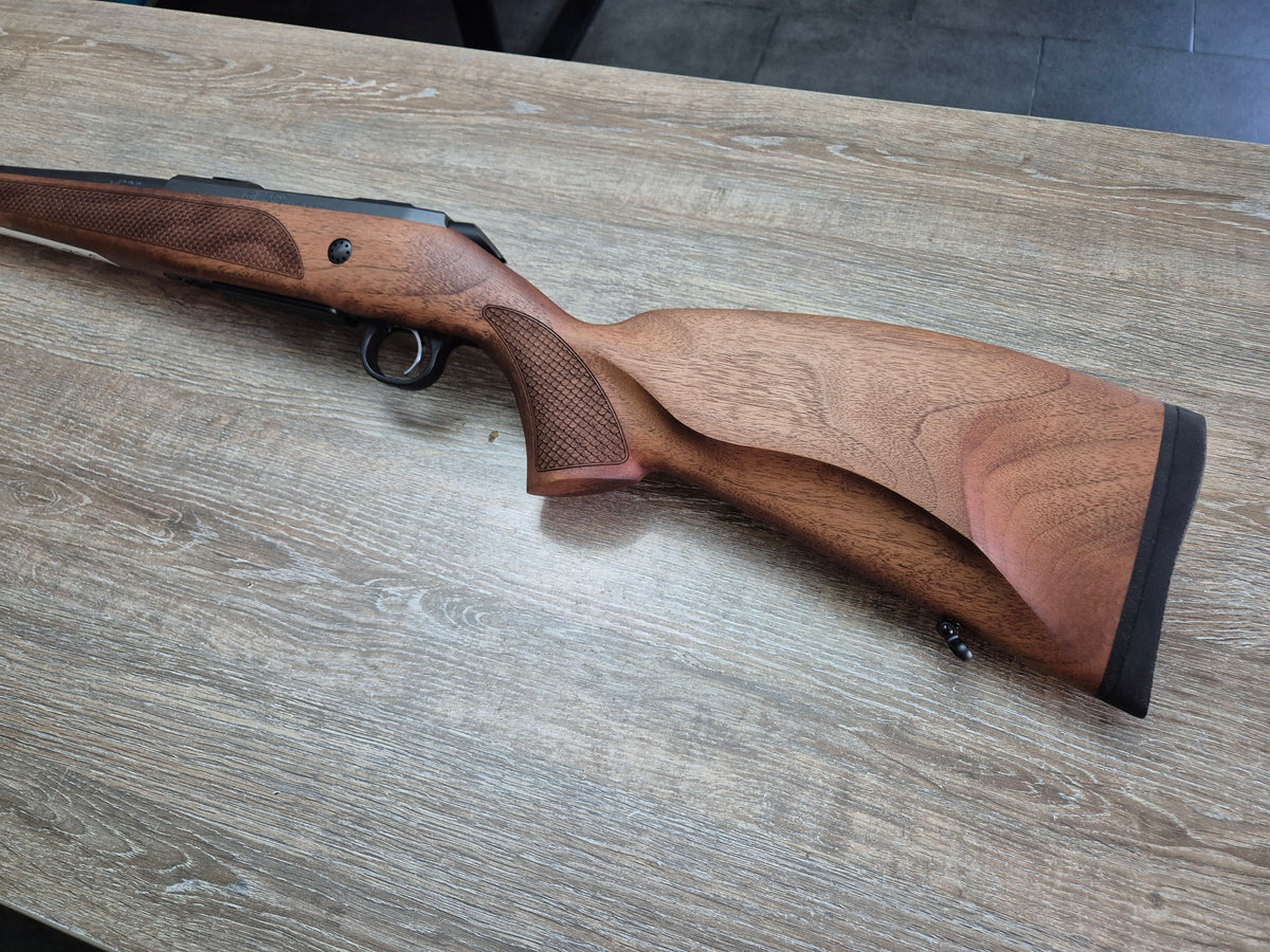 Carabina CZ 600 Lux, cal 308 win, 51cm, pat lemn, cătări