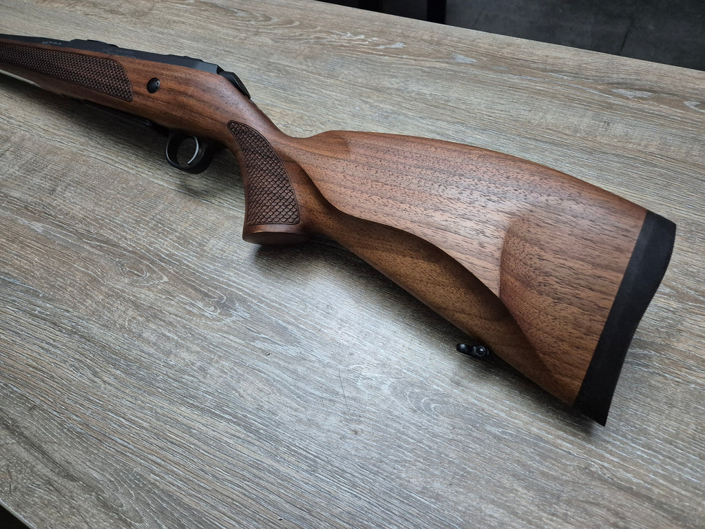 Carabina CZ 600 Plus Lux, cal 30-06, 51cm, pat lemn, cătări
