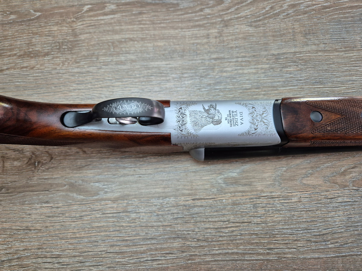 Lisa Mercury Diva, cal 12/76, tevi 71.5cm, socuri (SH)