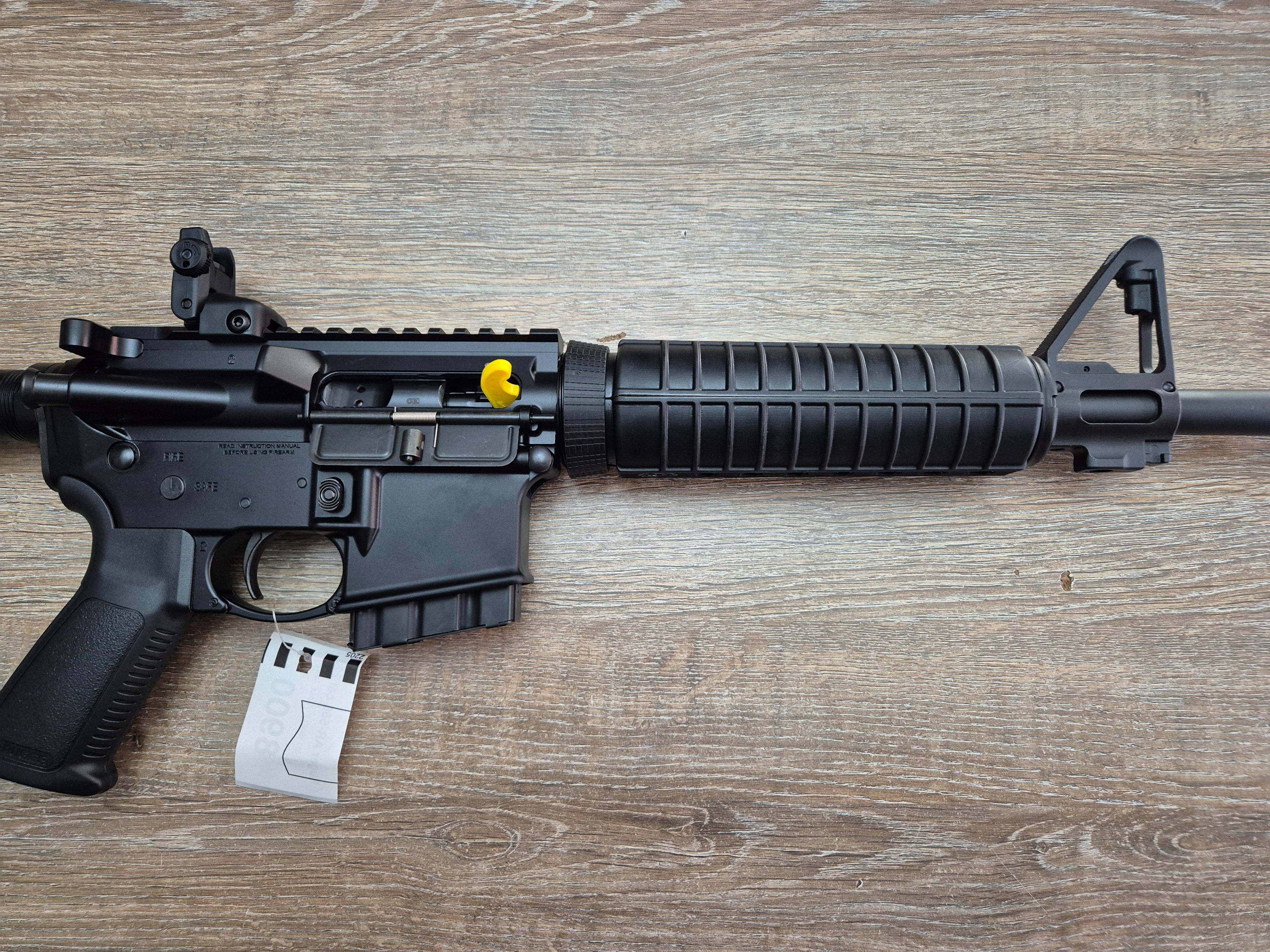 Carabina semiauto Ruger AR-556, cal 223 rem, stil tactic, cătări