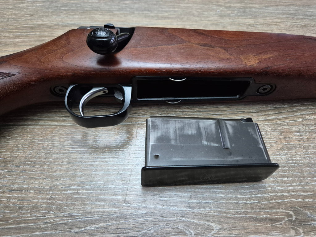 Carabina SIG 98, cal 9,3x62, teava 56cm, pat lemn