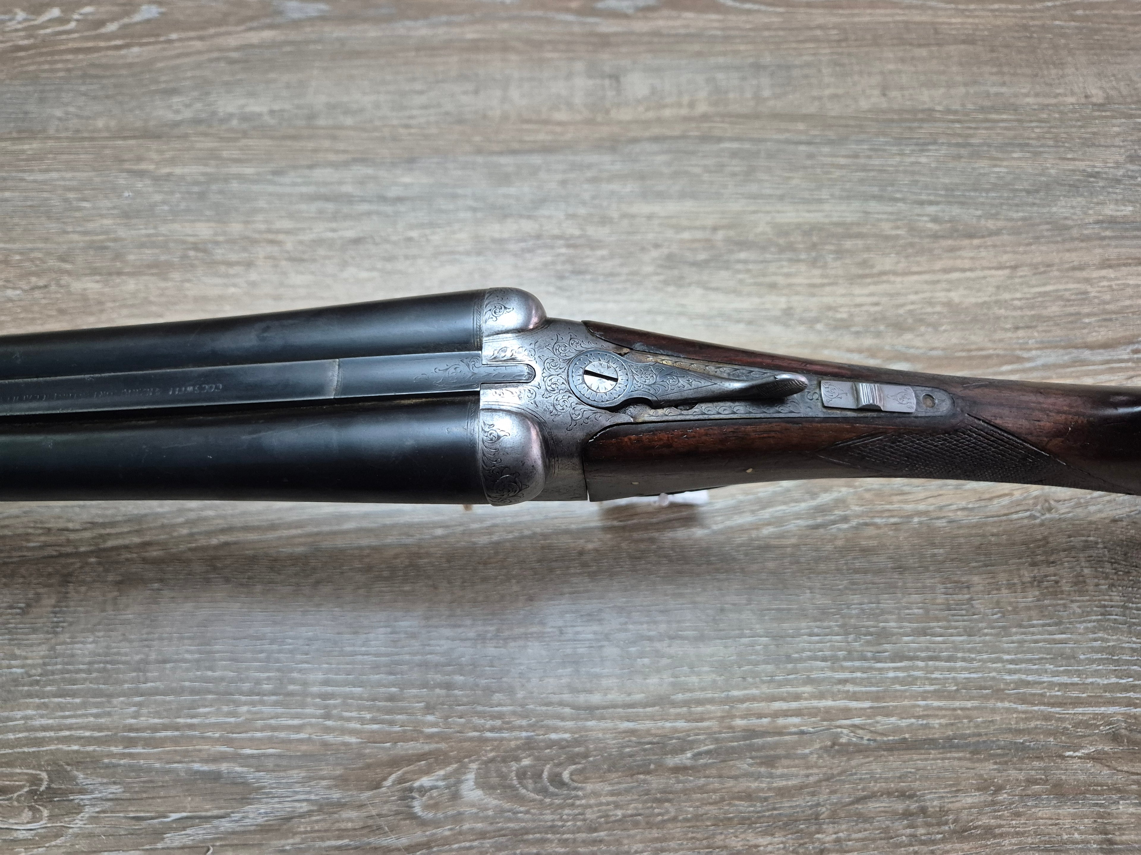 Lisa Cogswell & Harrison, cal 12, tevi 76cm, ejectoare