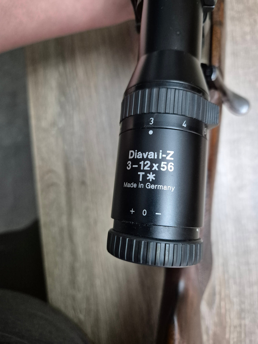 Carabina Voere-RWS, cal 8x68S, 65cm, luneta Zeiss Diavari 3-12x56