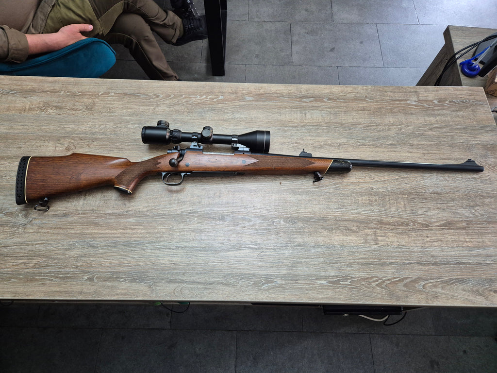 Carabina Winchester 70, cal 7mm rem mag, teava 60cm, luneta