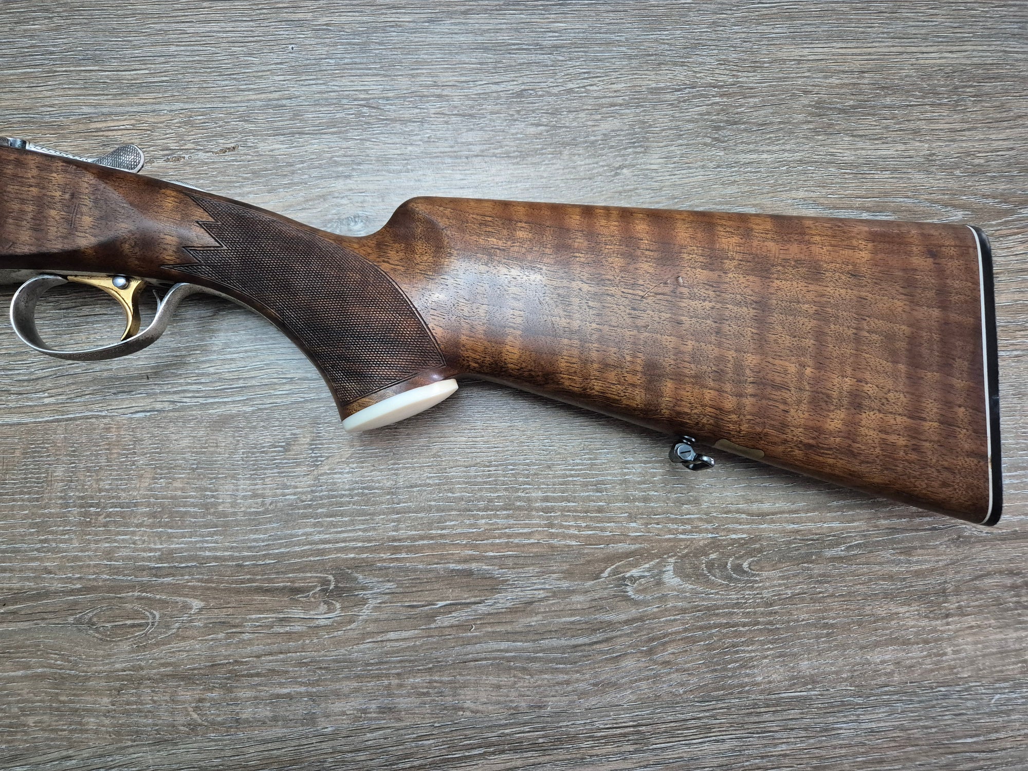 Bock SKB Arms (Japonia), mod. 800, cal 12, tevi 71cm, gravuri