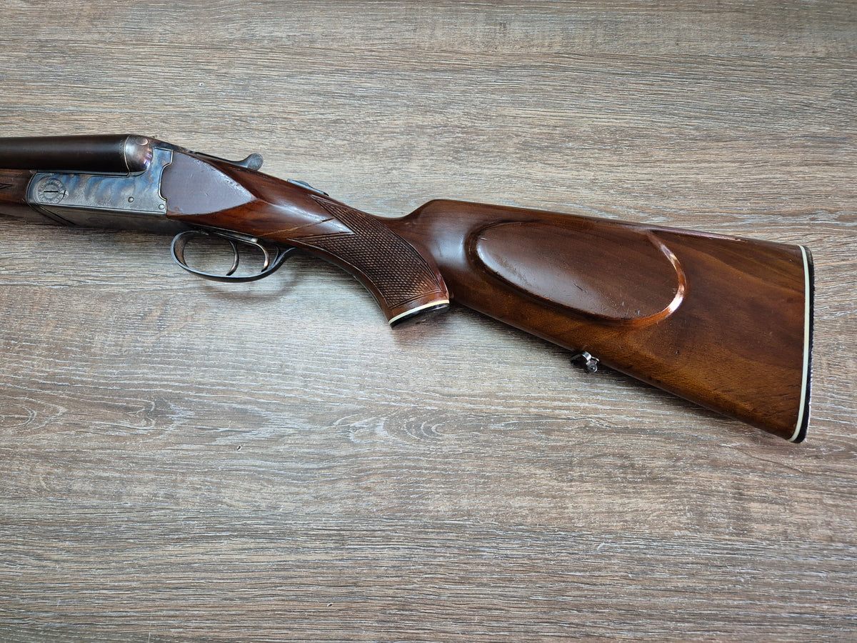 Lisa Erbi, cal 12, tevi 71cm, dublu trăgaci
