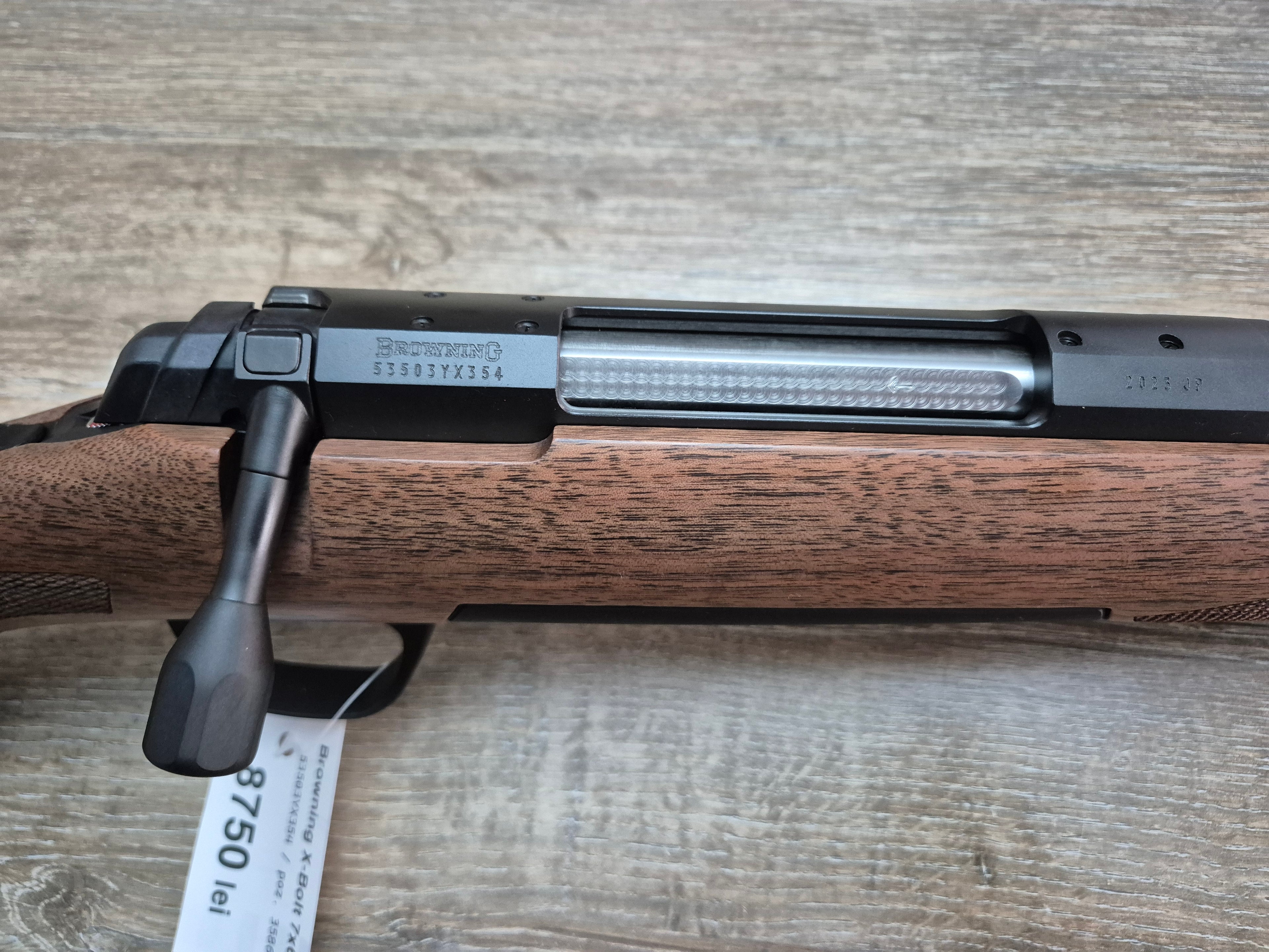 Carabina Browning X-Bolt Hunter 2, cal 7x64, 56cm, lemn, cătări