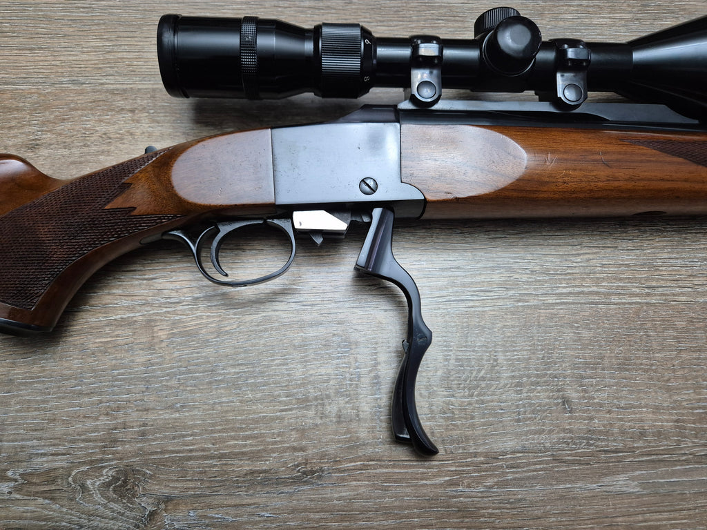 Carabina Ruger No.1, cal 7mm rem mag, teava 64cm, luneta 4-12x56