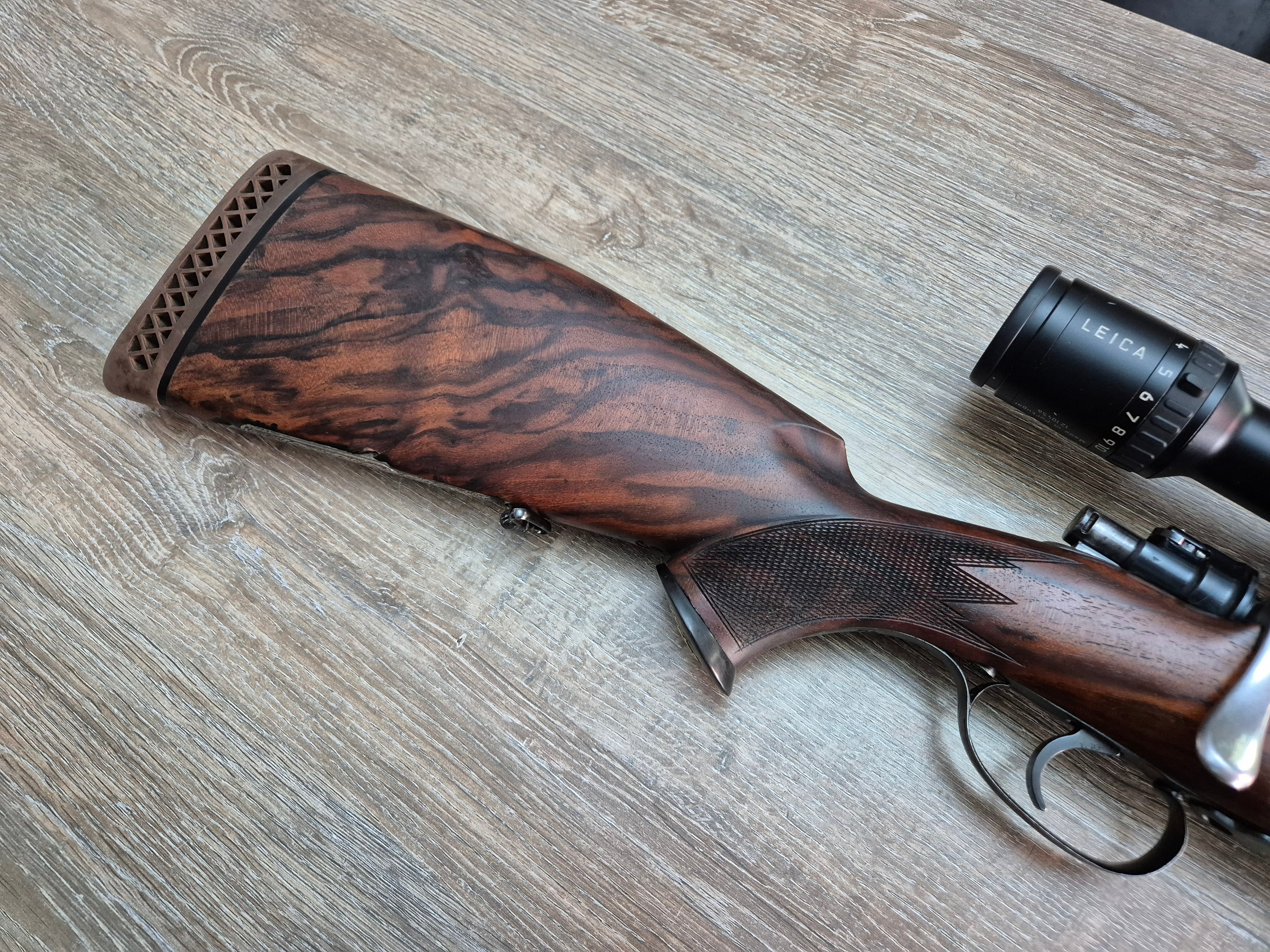 Carabina Mauser 98, cal 308 win, luneta Leica 2.5-10x42