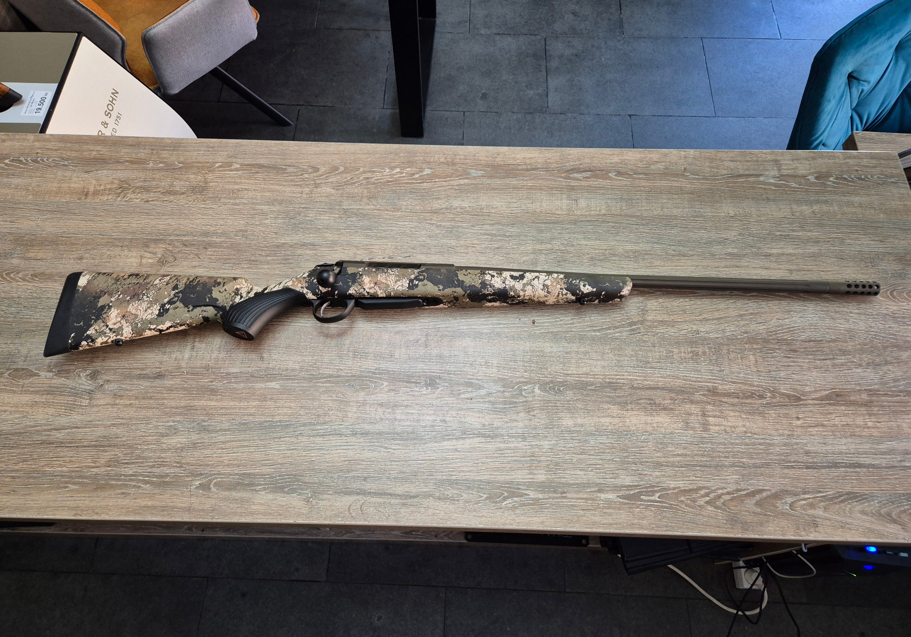 Carabina Tikka T3X Lite Veil, cal 270 win, 57cm, teava fluted cerakote, muzzle brake
