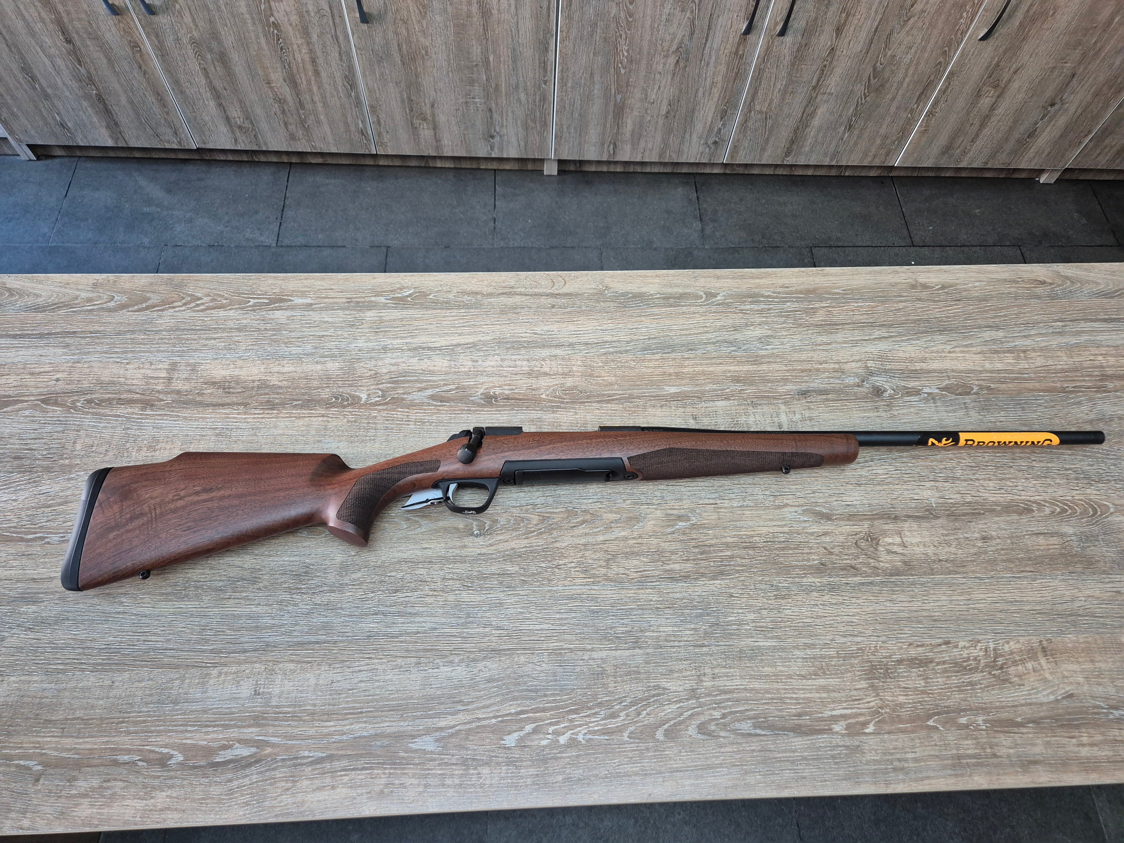 Carabina Browning X-Bolt Hunter, cal 30-06, 53cm, pat lemn