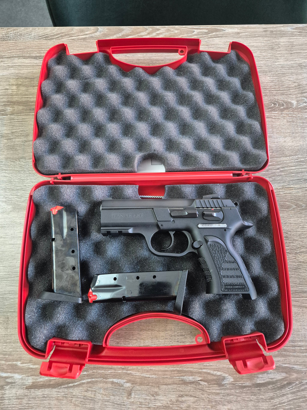 Pistol cu glont Tanfoglio Force Compact F, cal 9x19