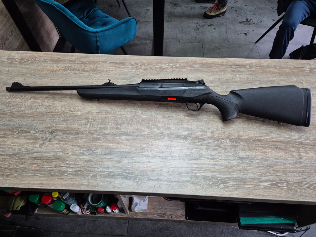 Carabina Beretta BRX1, cal 30-06, 54cm, actiune liniara, catari, negru