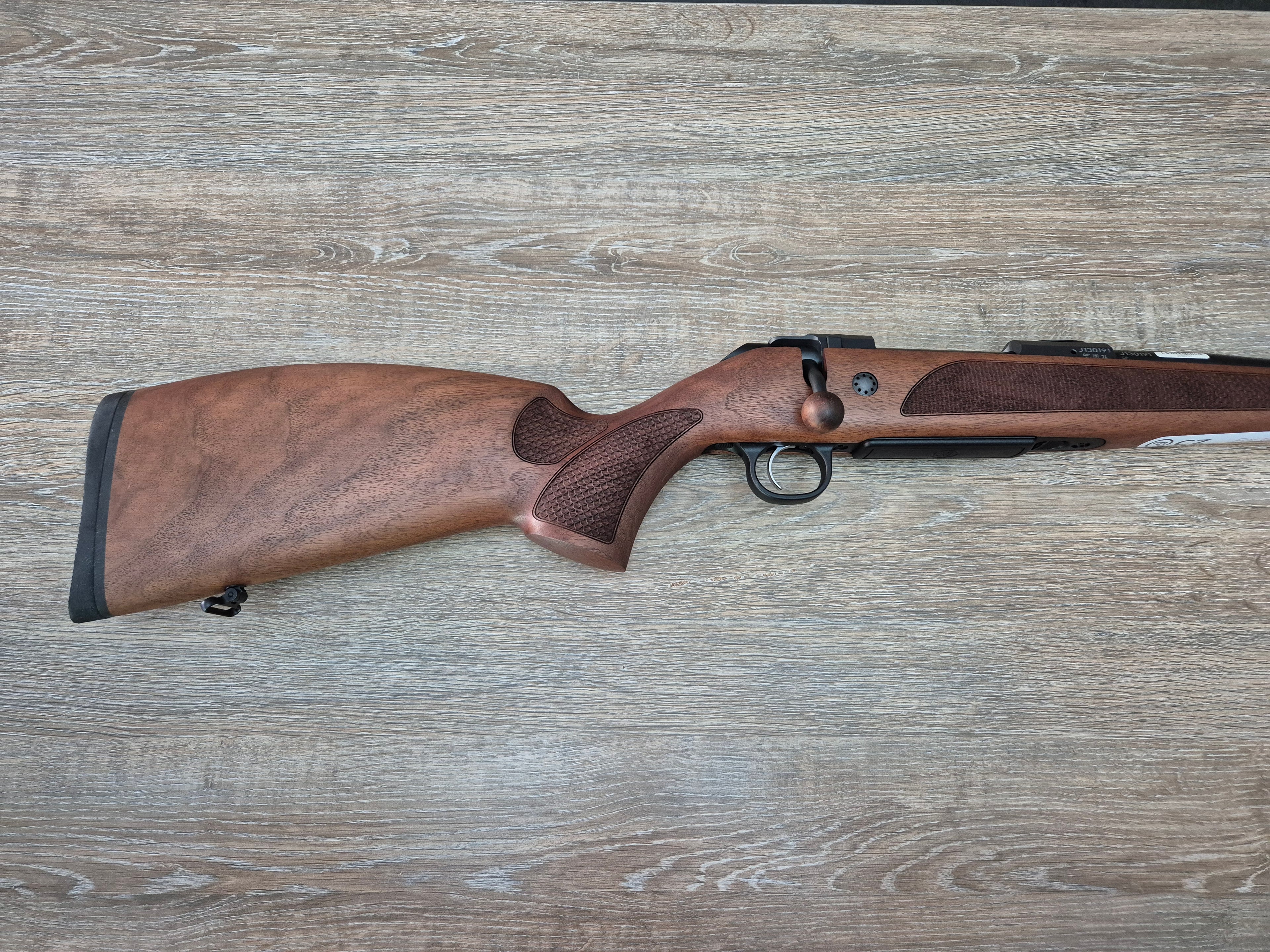 Carabina CZ 600 Lux, cal 300 win mag, 61cm, pat lemn