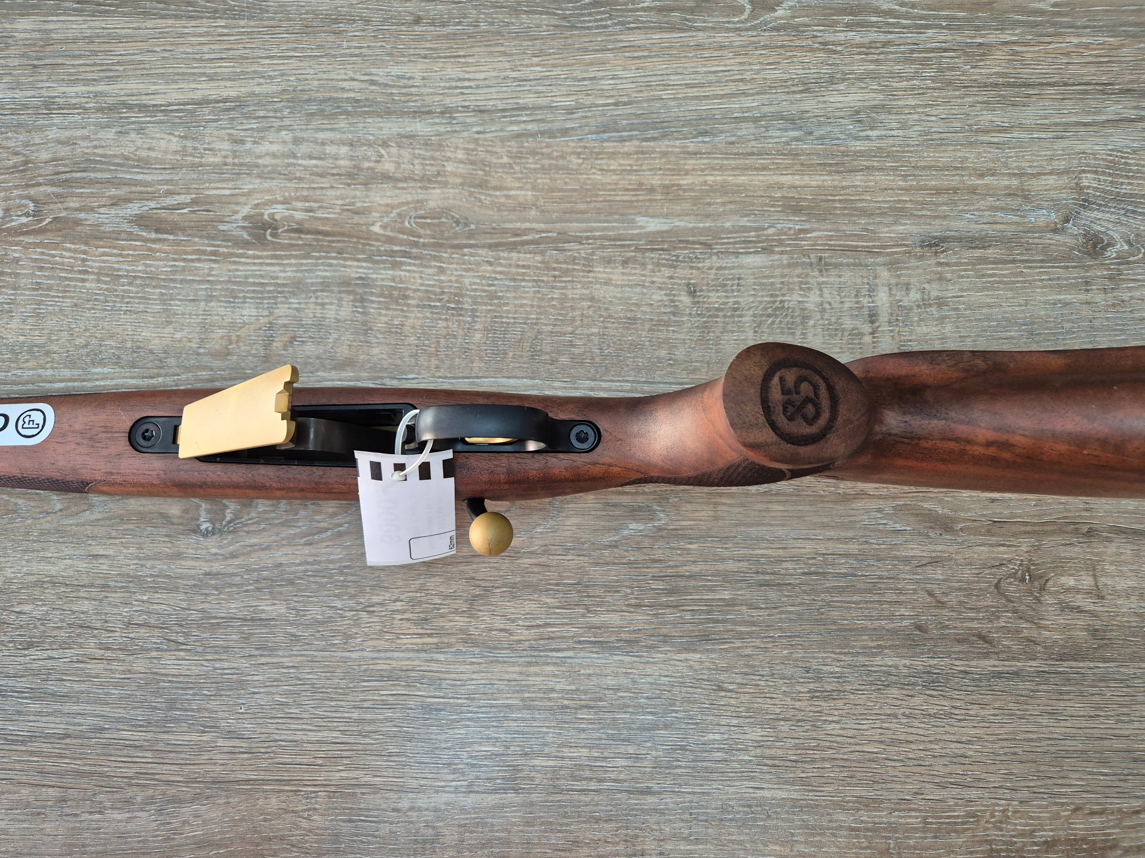 Carabina CZ 557 Lux editie limitata a 85-a aniversare, cal 30-06, pat lemn