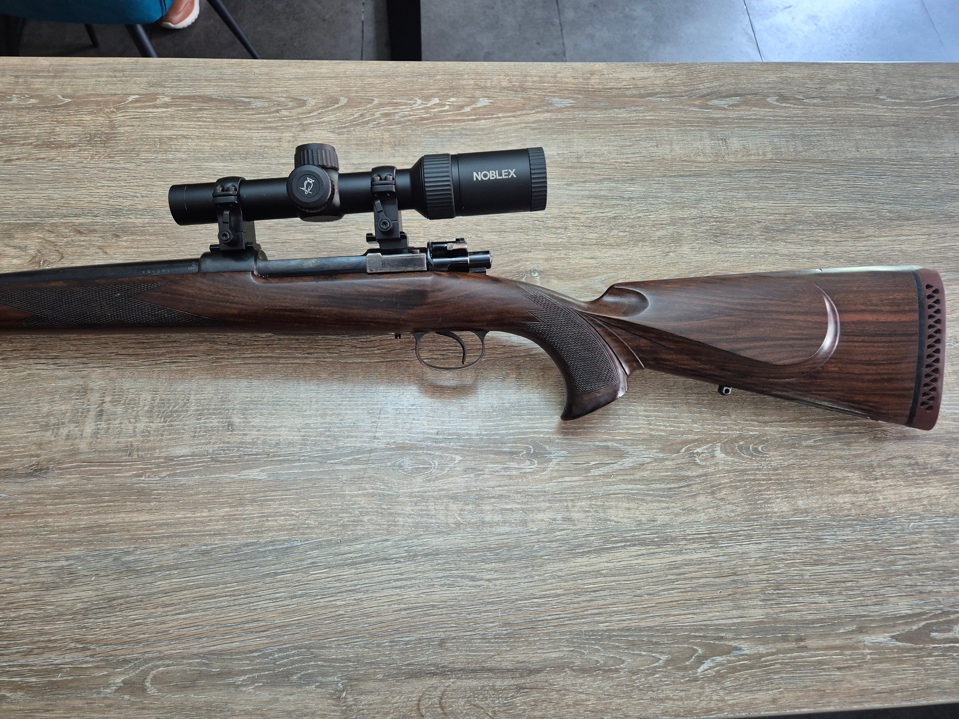 Carabina Husqvarna, cal 8x57JS, 61 cm, luneta Noblex 1-6x24