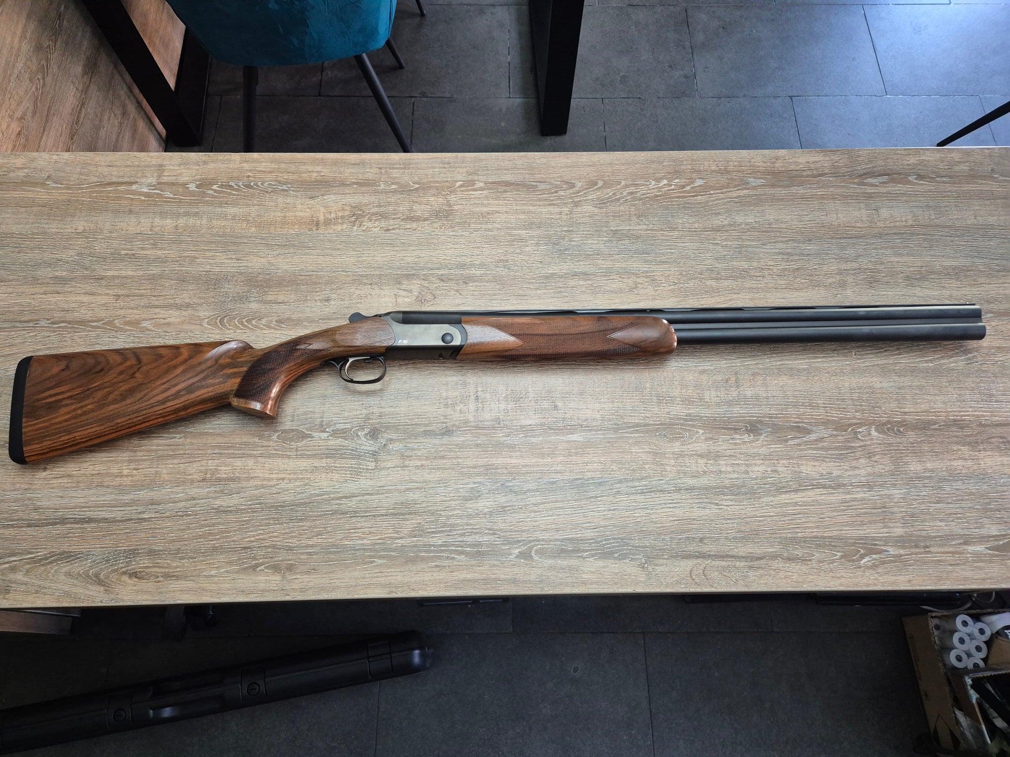 Bock Blaser F16 Game, cal 12/76, tevi 71cm, lemn grad 3