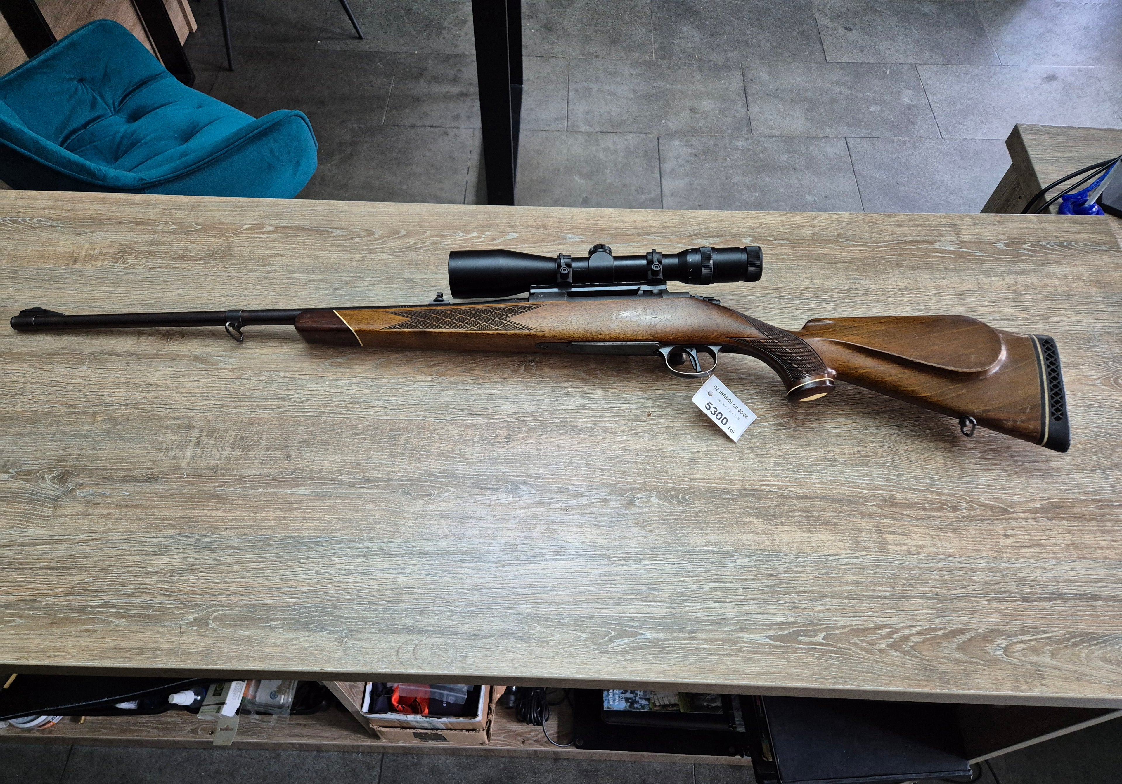 Carabina BRNO (CZ), cal 30-06, 60cm, sina weaver