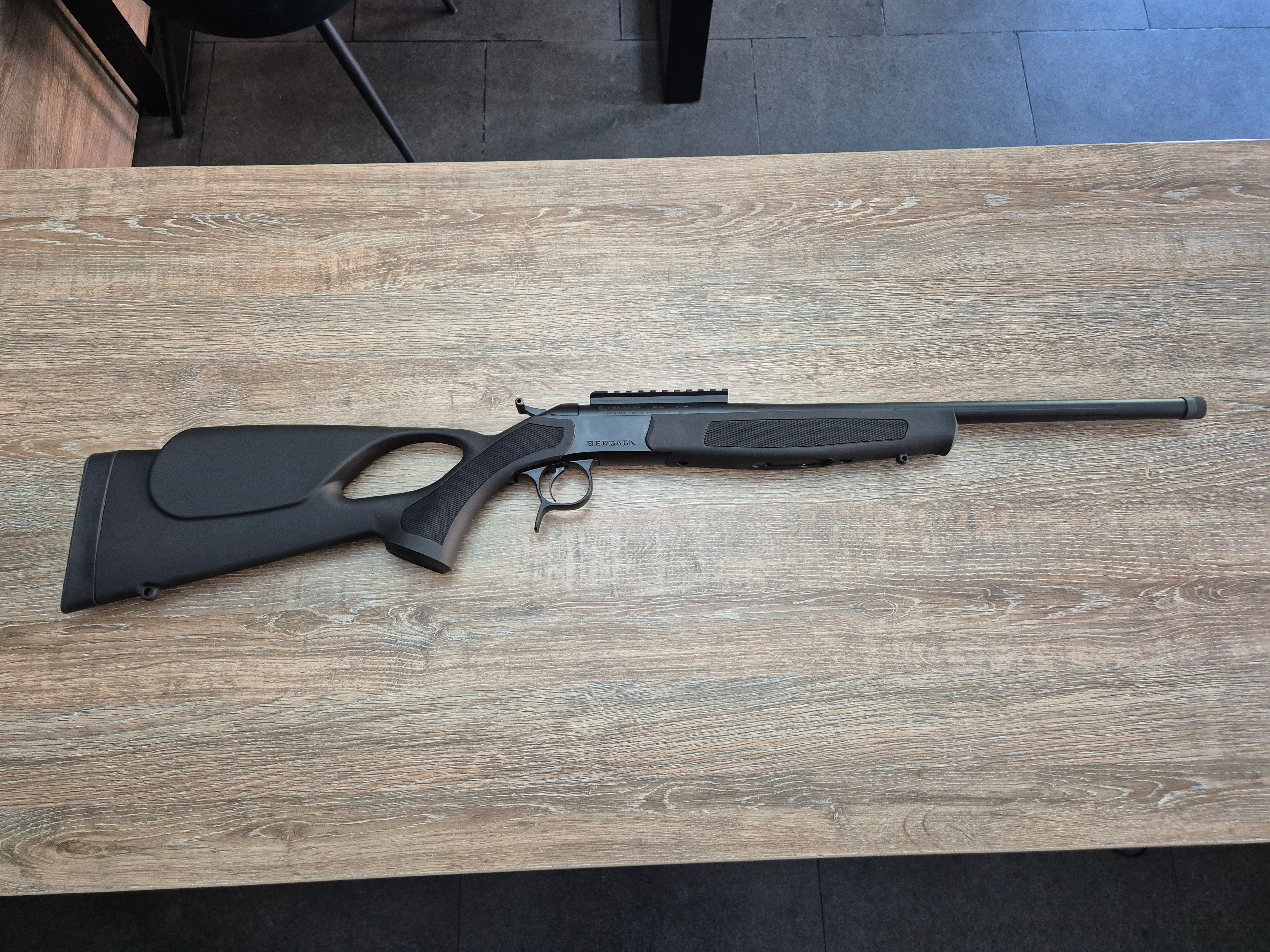 Carabina basculanta Bergara BA13 Thumbhole, cal 308, teava fluted 51cm