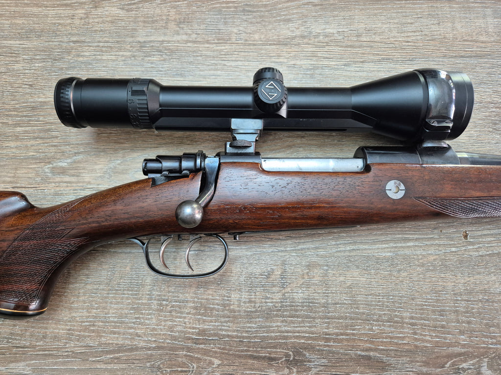 Carabina Eduard Kettner, cal 7mm rem mag, 61cm, luneta Zeiss Diavari 2,5-10x50