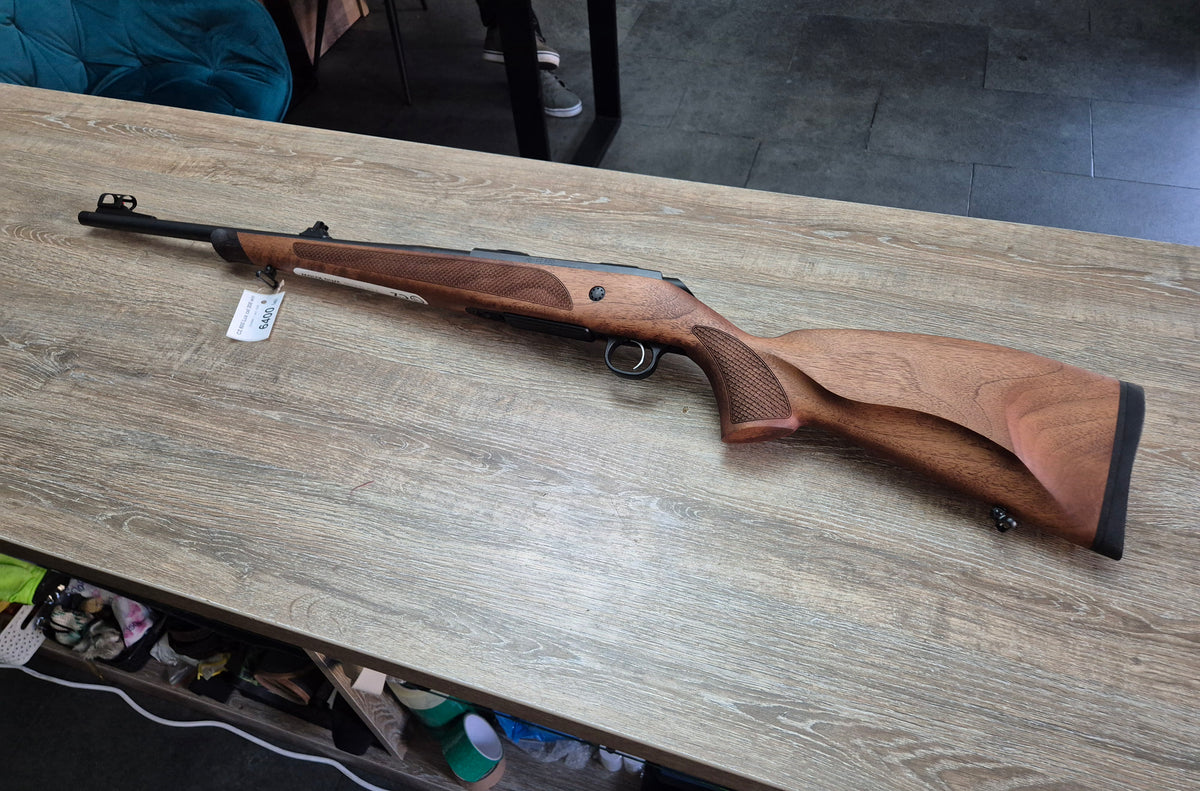 Carabina CZ 600 Lux, cal 308 win, 51cm, pat lemn, cătări