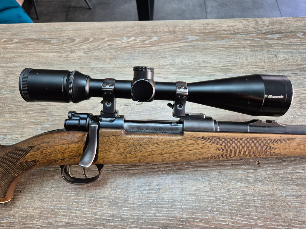 Carabina Mauser 98, cal 8x57JS, teava 52cm, cătări, luneta