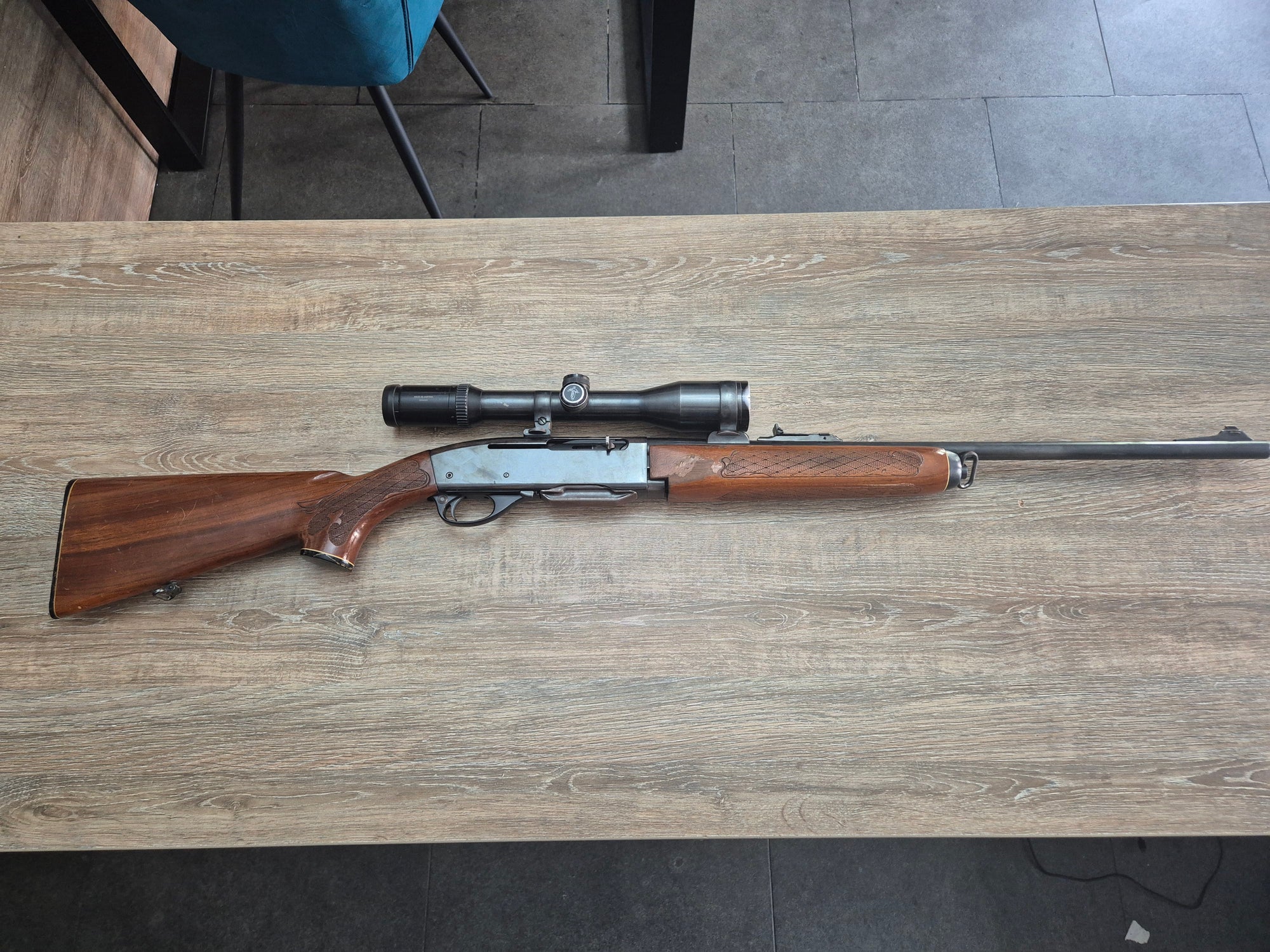 Carabina semiauto Remington 742, cal 243 win, 56 cm, Swarovski