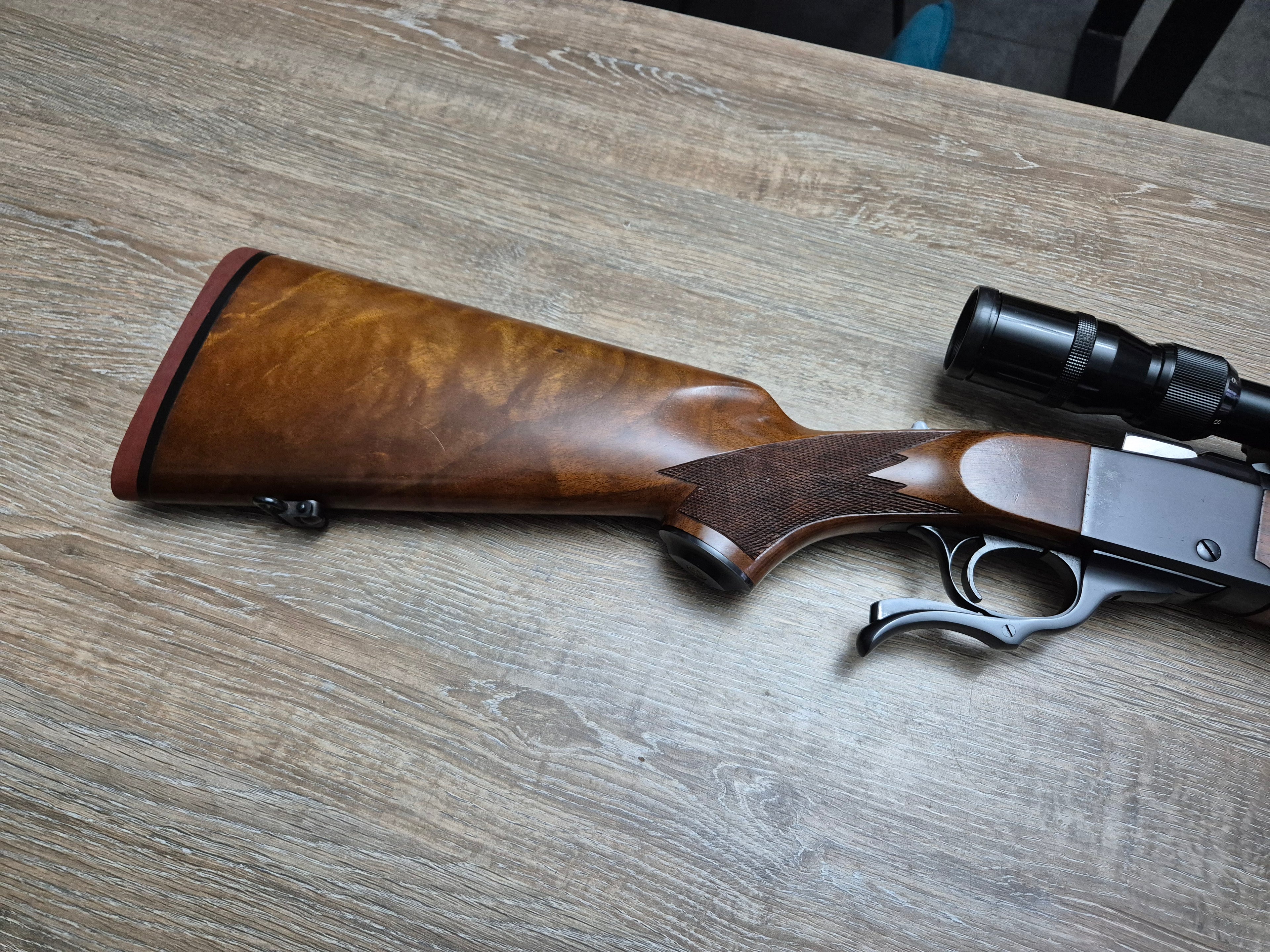 Carabina Ruger No.1, cal 7mm rem mag, teava 64cm, luneta 4-12x56