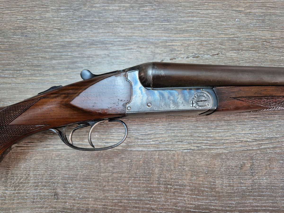 Lisa Erbi, cal 12, tevi 71cm, dublu trăgaci