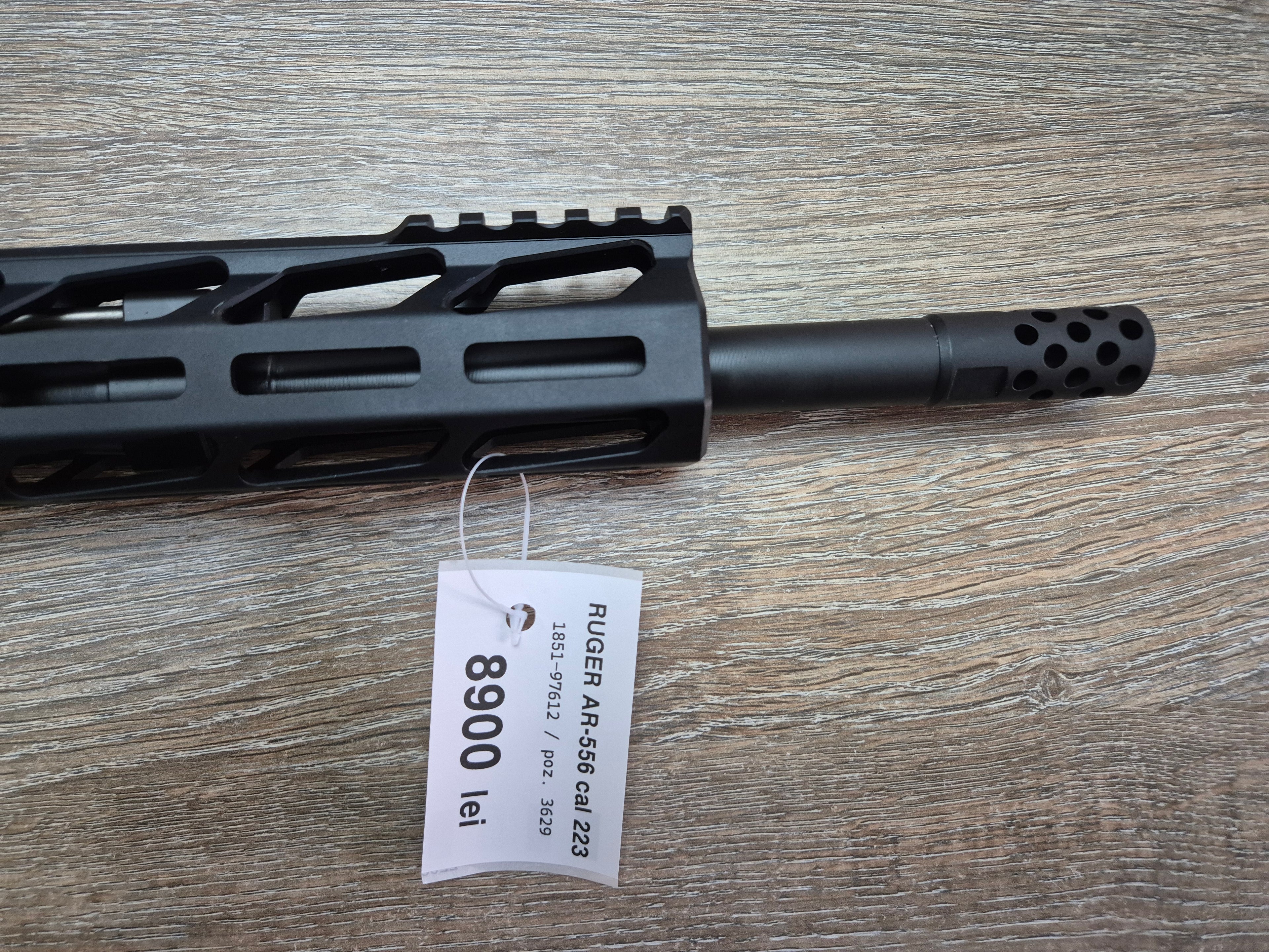 Carabina semiauto Ruger AR-556, cal 223 rem, stil tactic, pentru vanatoare