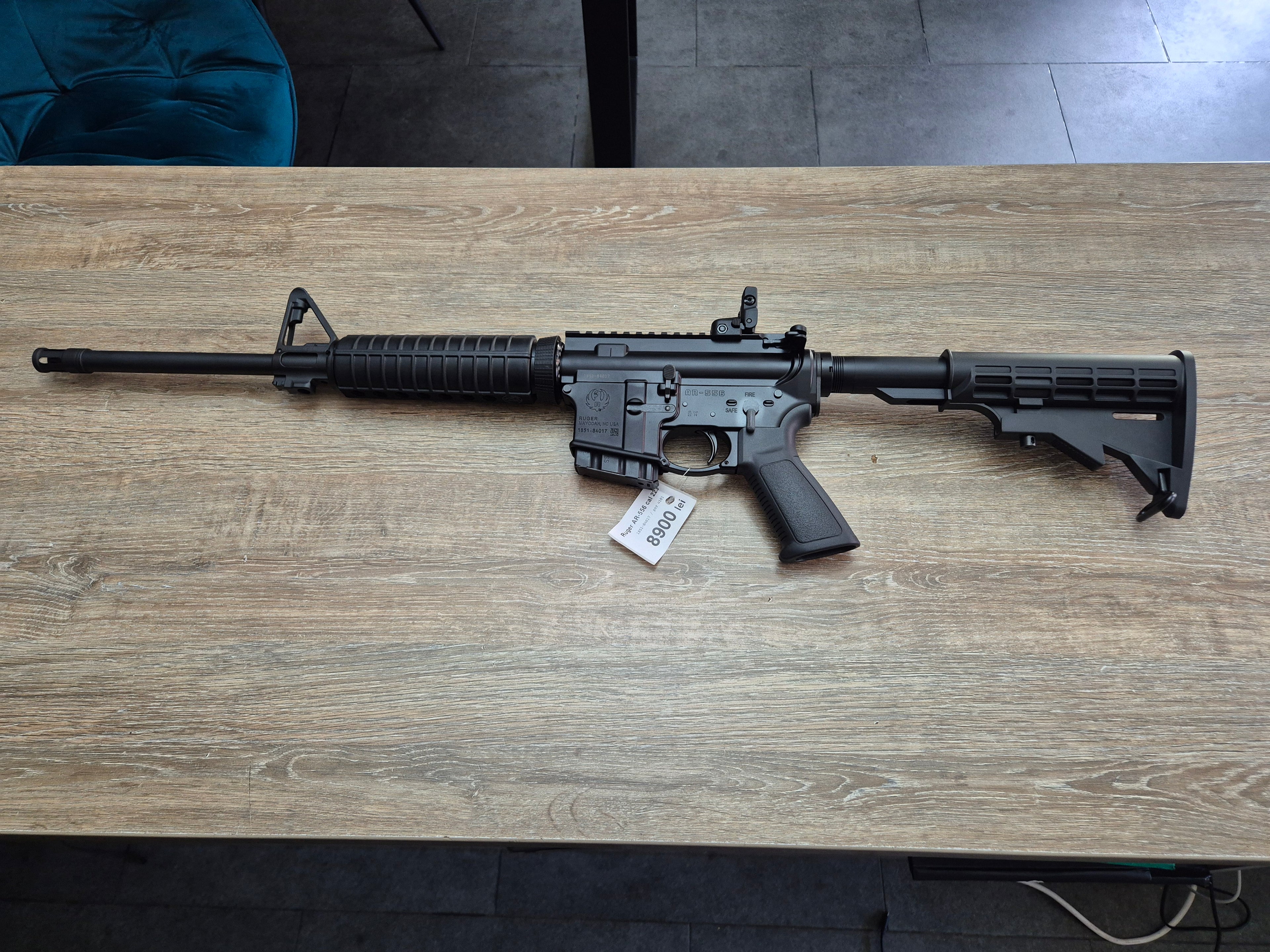 Carabina semiauto Ruger AR-556, cal 223 rem, stil tactic, cătări