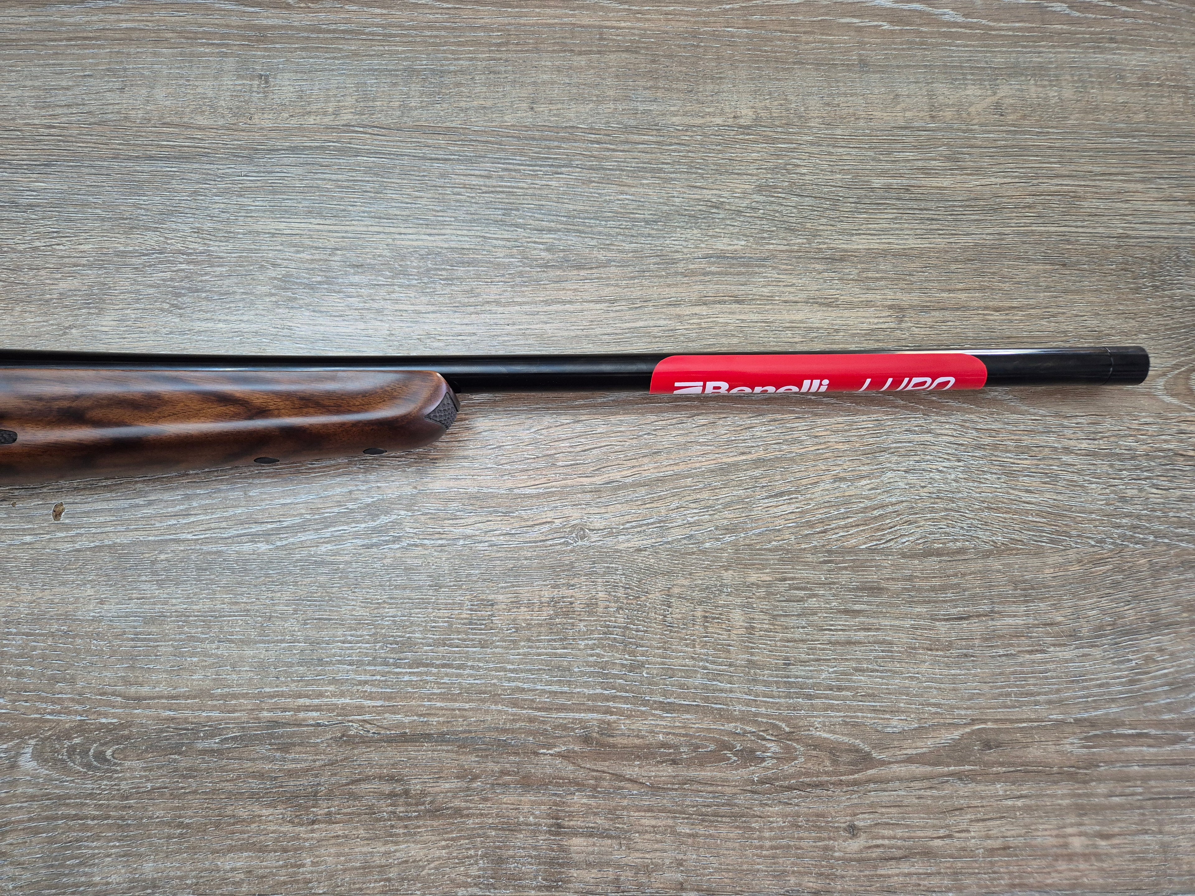 Carabina Benelli Lupo Deluxe cal 308 win, 56cm, pat lemn, gravuri