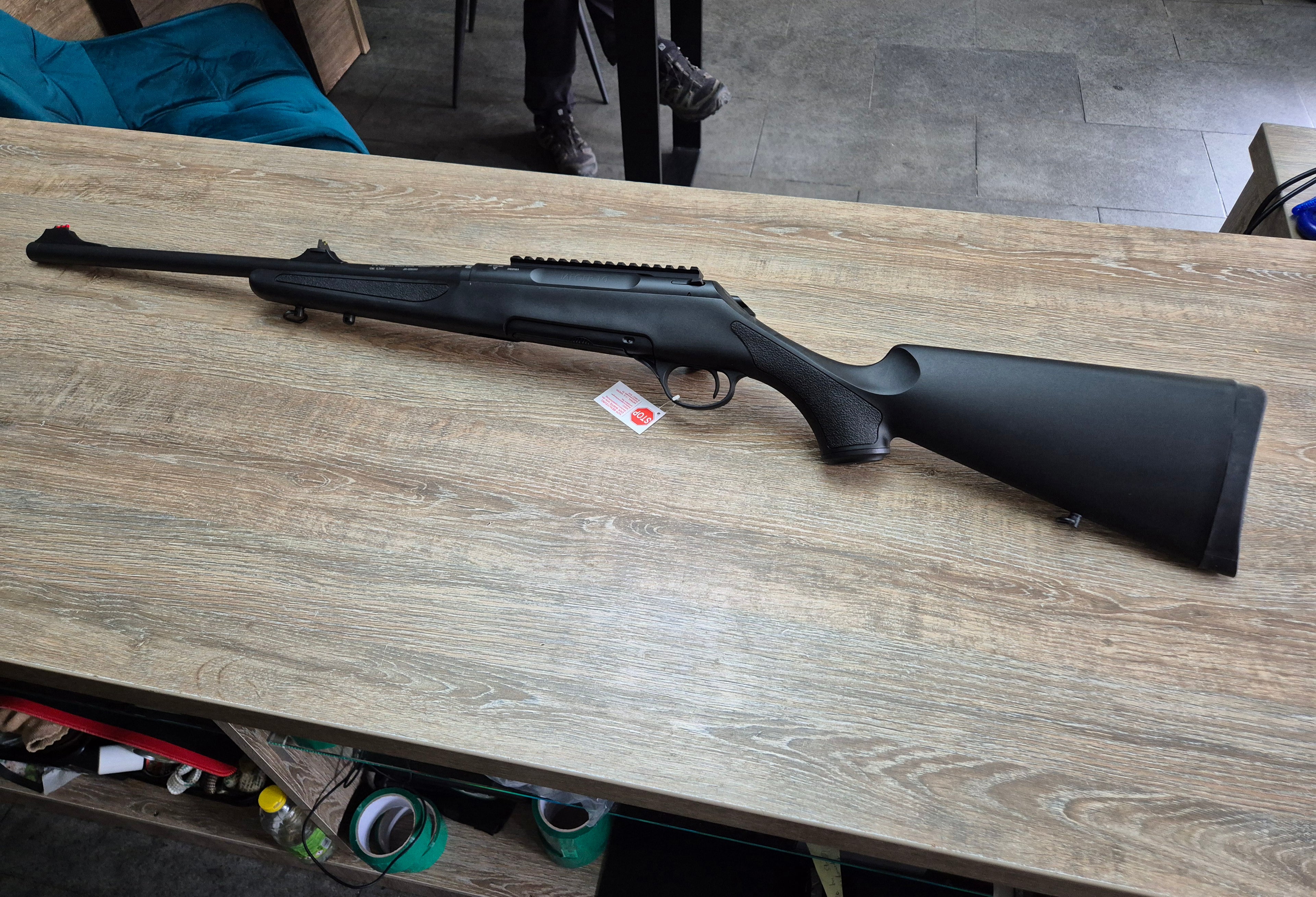 Carabina Haenel Jaeger 10 Compact, cal 9.3x62, picatinny