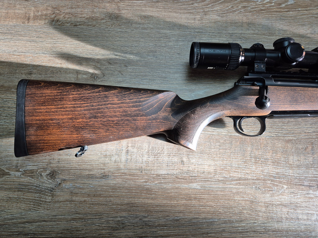 Carabina Sauer 100, cal 300 win mag, pat lemn + Luneta Delta 2.5-10x50