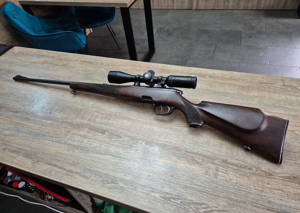 Carabina Steyr Mannlicher SL, cal 223 rem, luneta Hawke 3-9x40