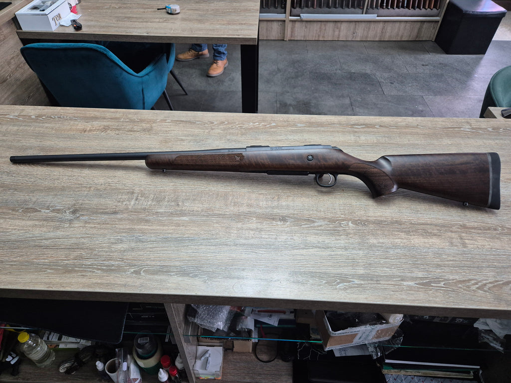 Carabina CZ 600 American, cal 270 win, 61cm, pat lemn