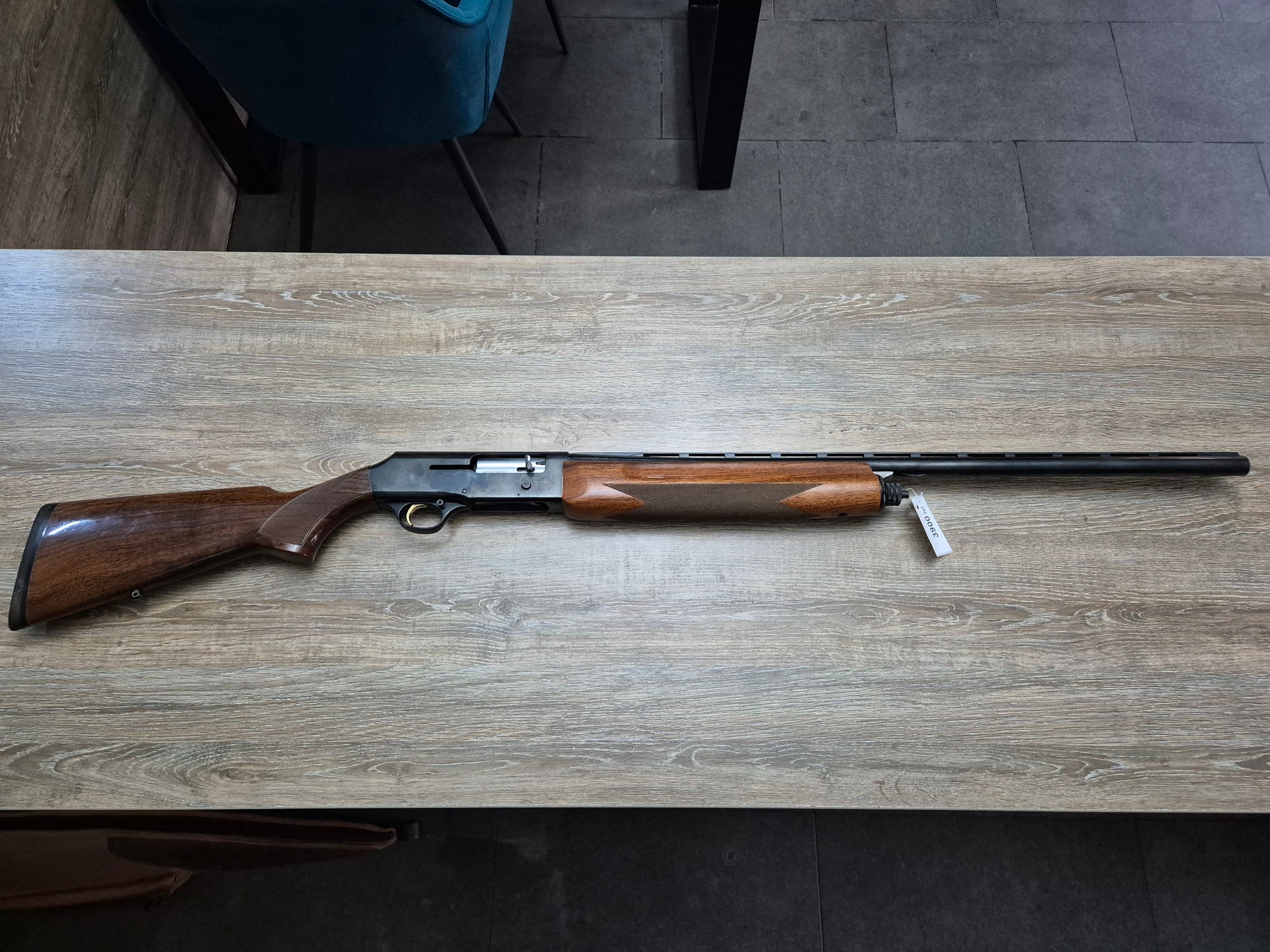 Lisa semiauto Browning B80, cal 12, teava 69cm, pat lemn