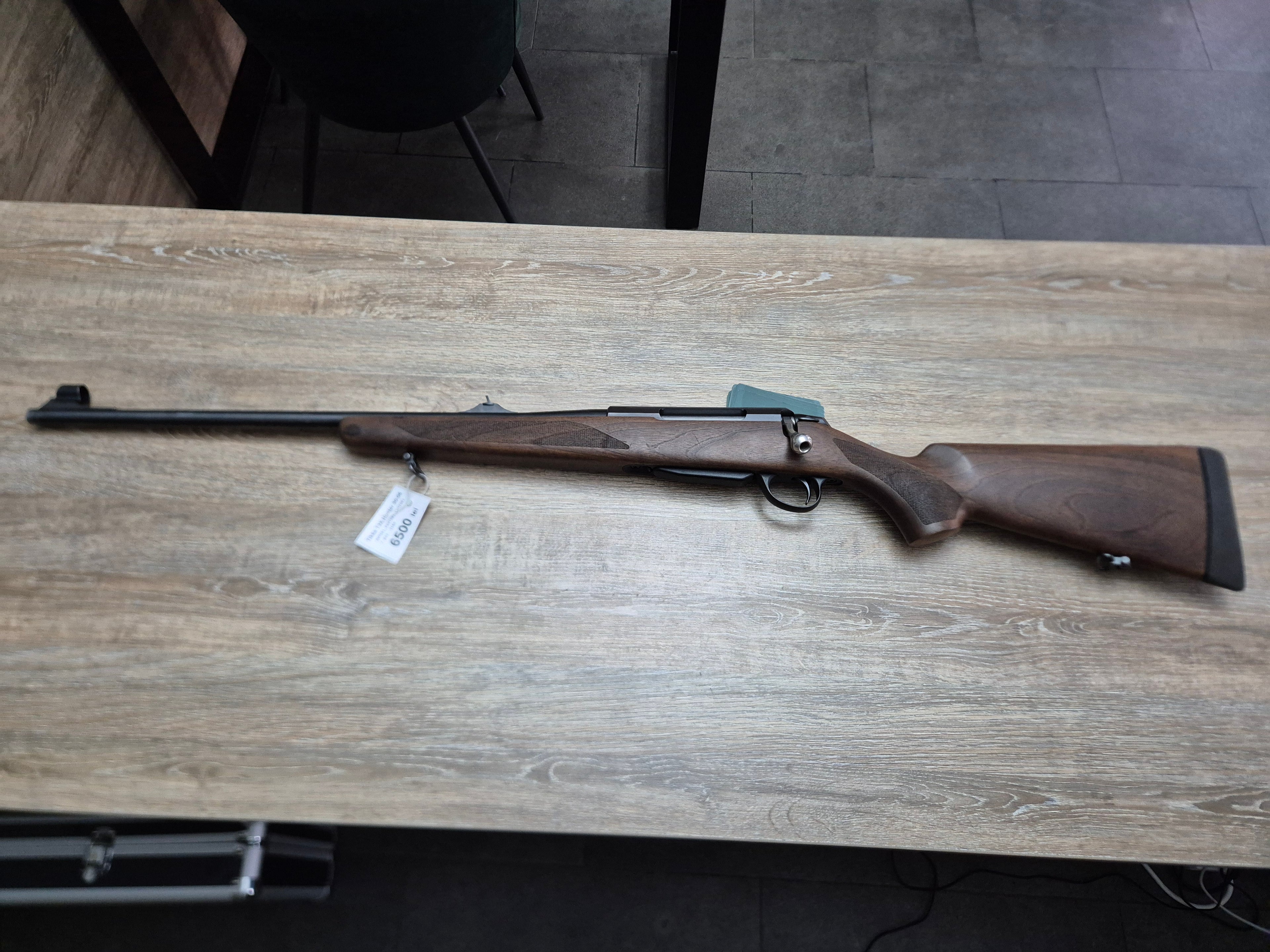 Carabina stangaci Tikka T3x Hunter, cal 30-06, 57cm, pat lemn