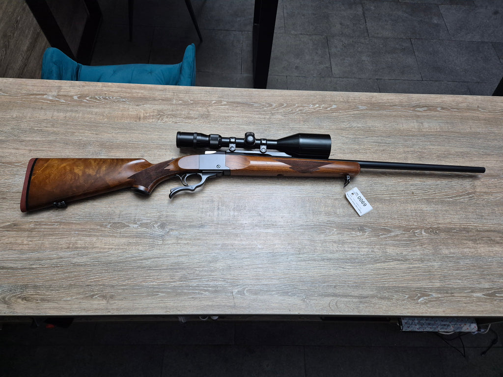 Carabina Ruger No.1, cal 7mm rem mag, teava 64cm, luneta 4-12x56