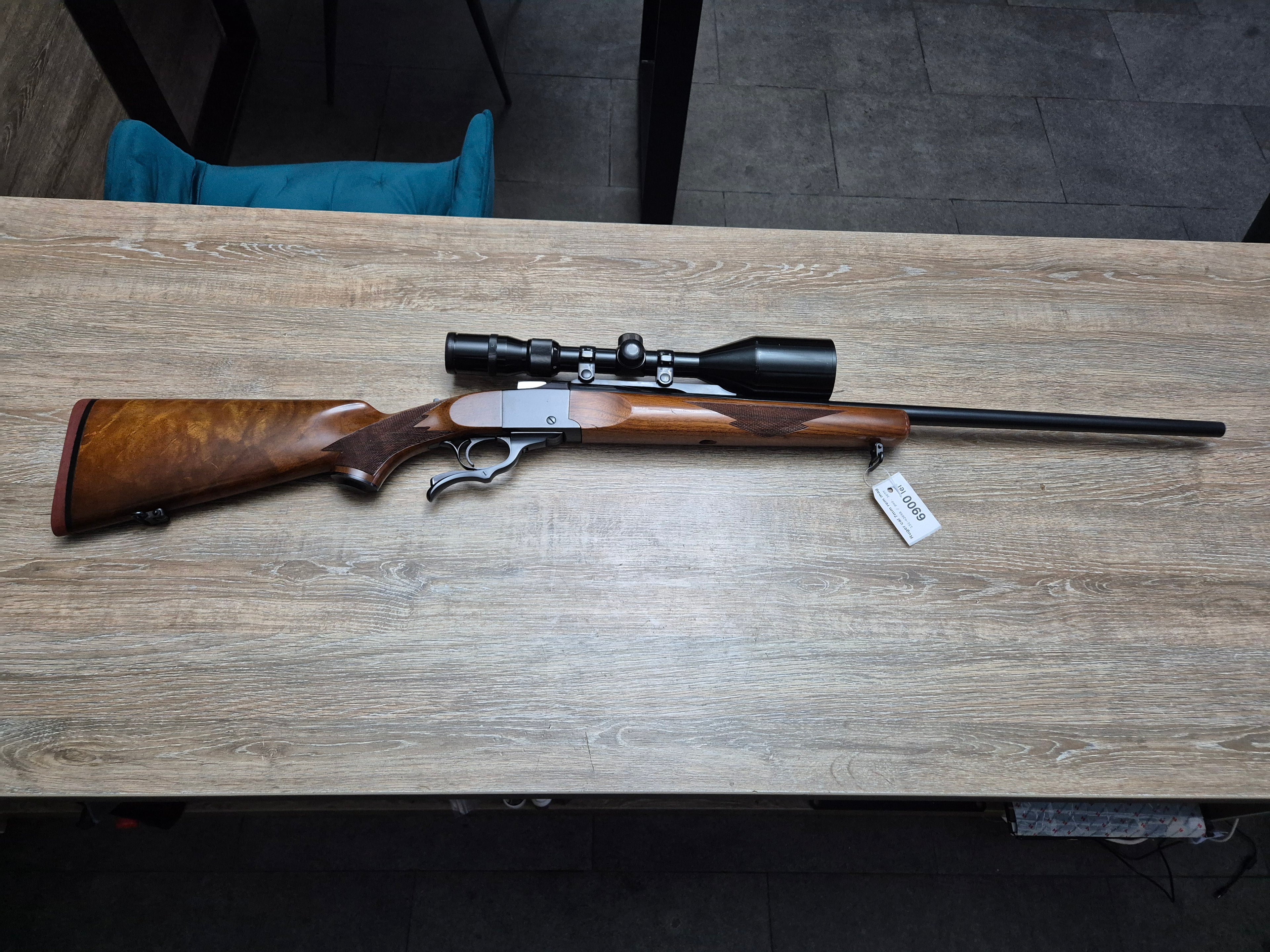 Carabina Ruger No.1, cal 7mm rem mag, teava 64cm, luneta 4-12x56