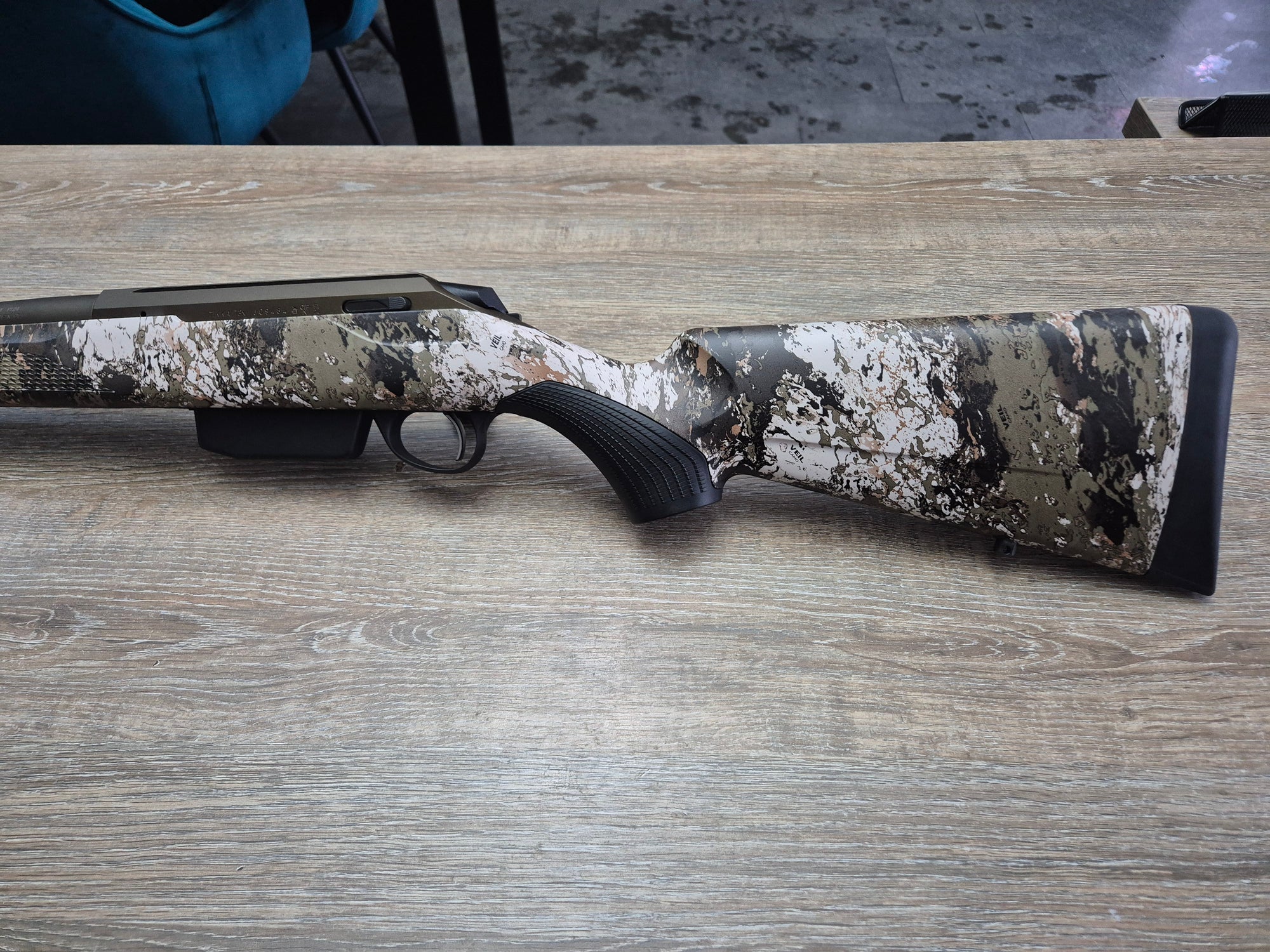 Carabina Tikka T3x Lite Veil, cal 6.5 PRC, teava fluted cerakote 62cm