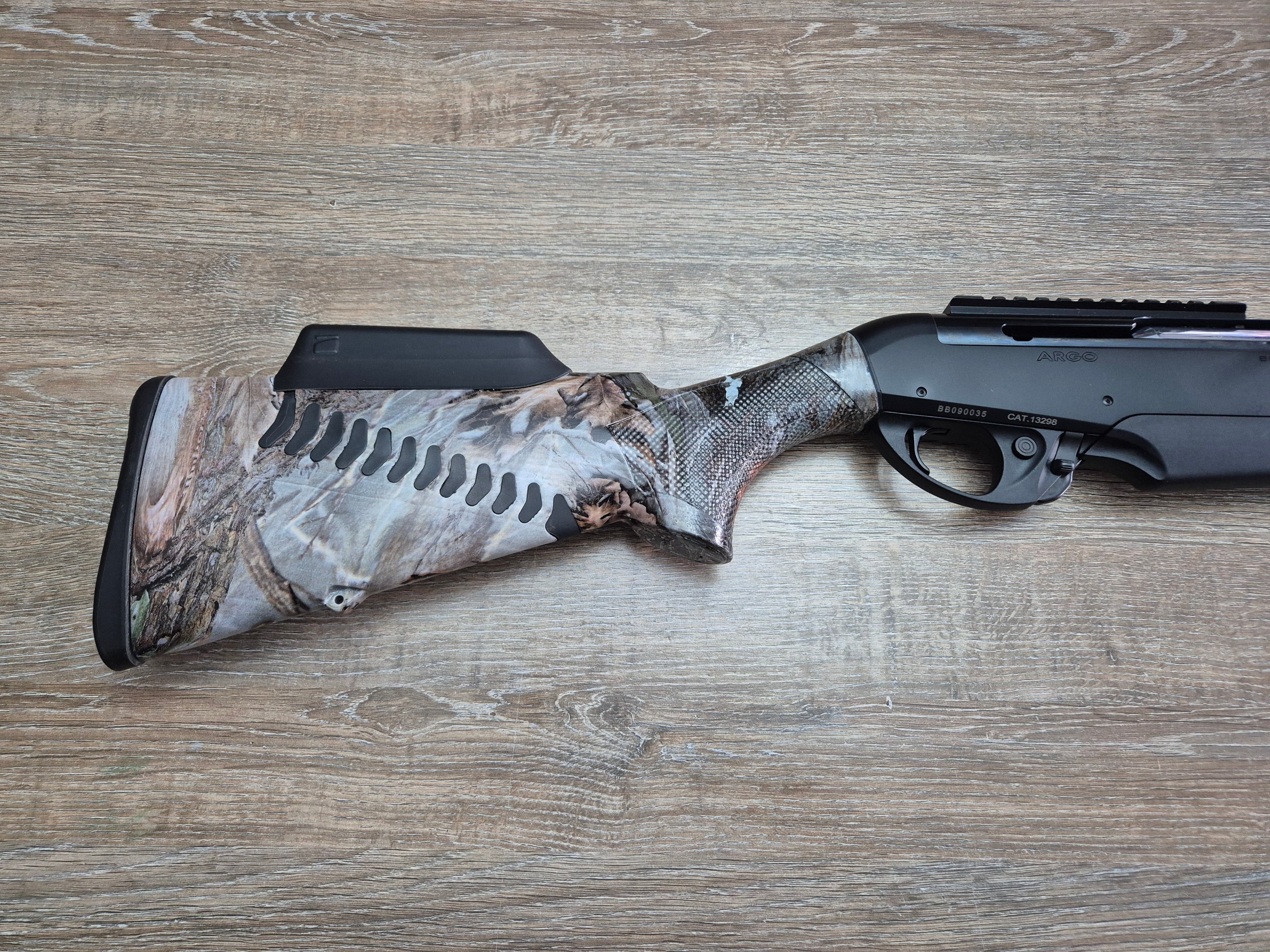 Carabina semiaut Benelli Argo, cal 9,3x62, 56cm, pat sintetic camo