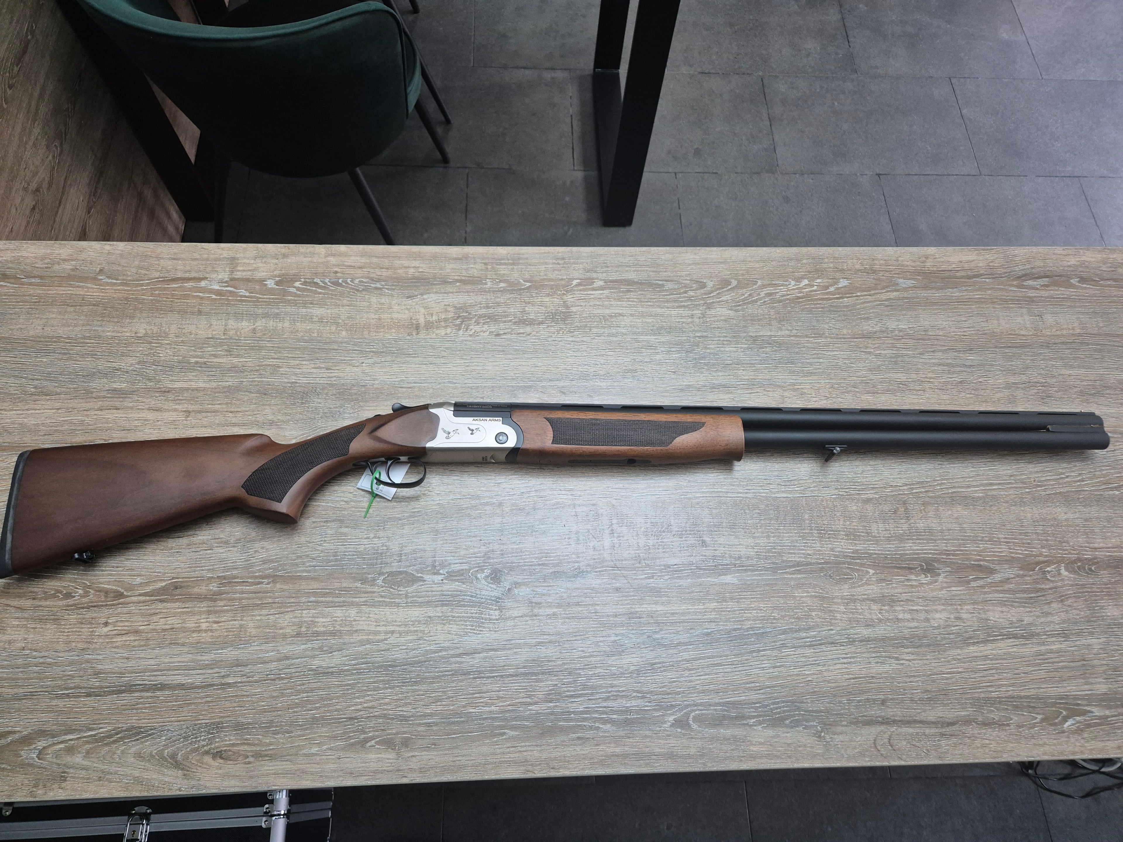 Bock Aksan Arms, cal 12/76, tevi 72cm, pat lemn, silver