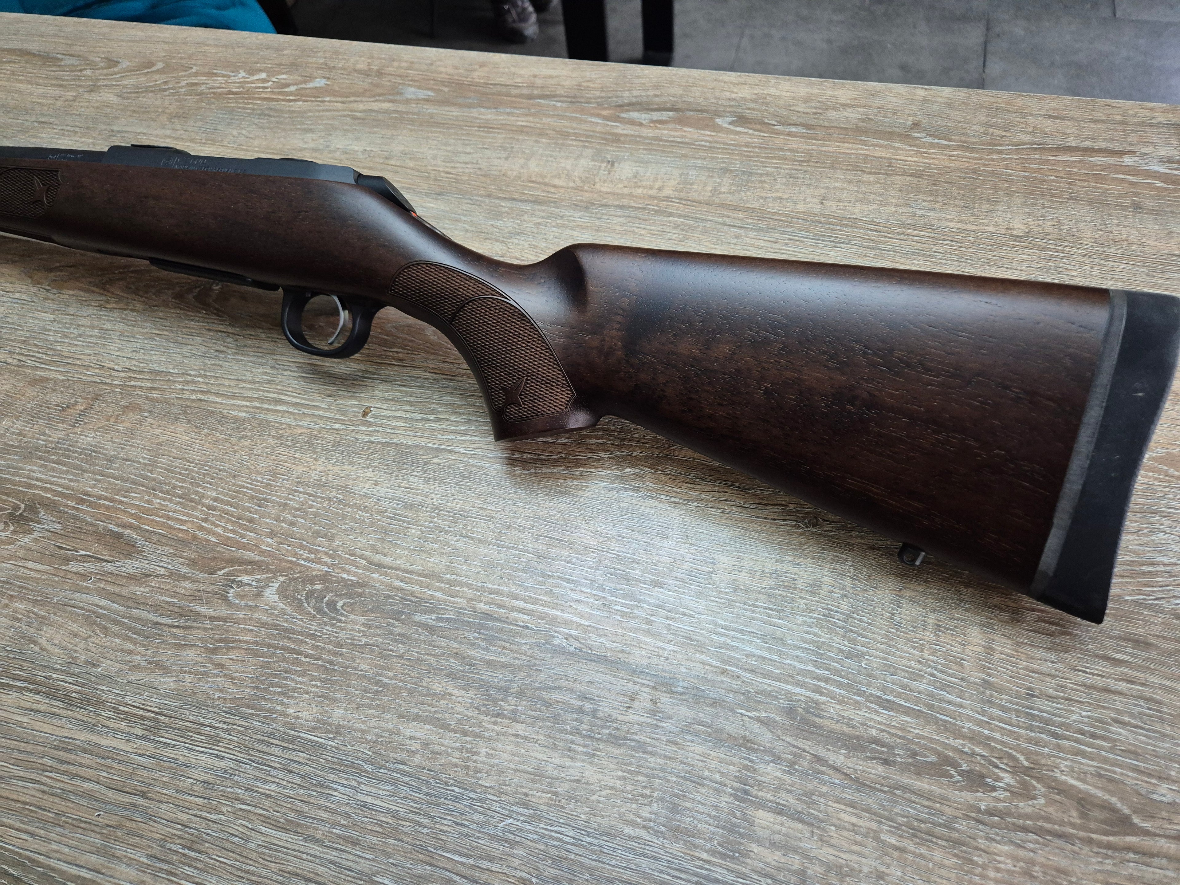 Carabina CZ 600 American, cal 223 rem, 61cm, pat lemn