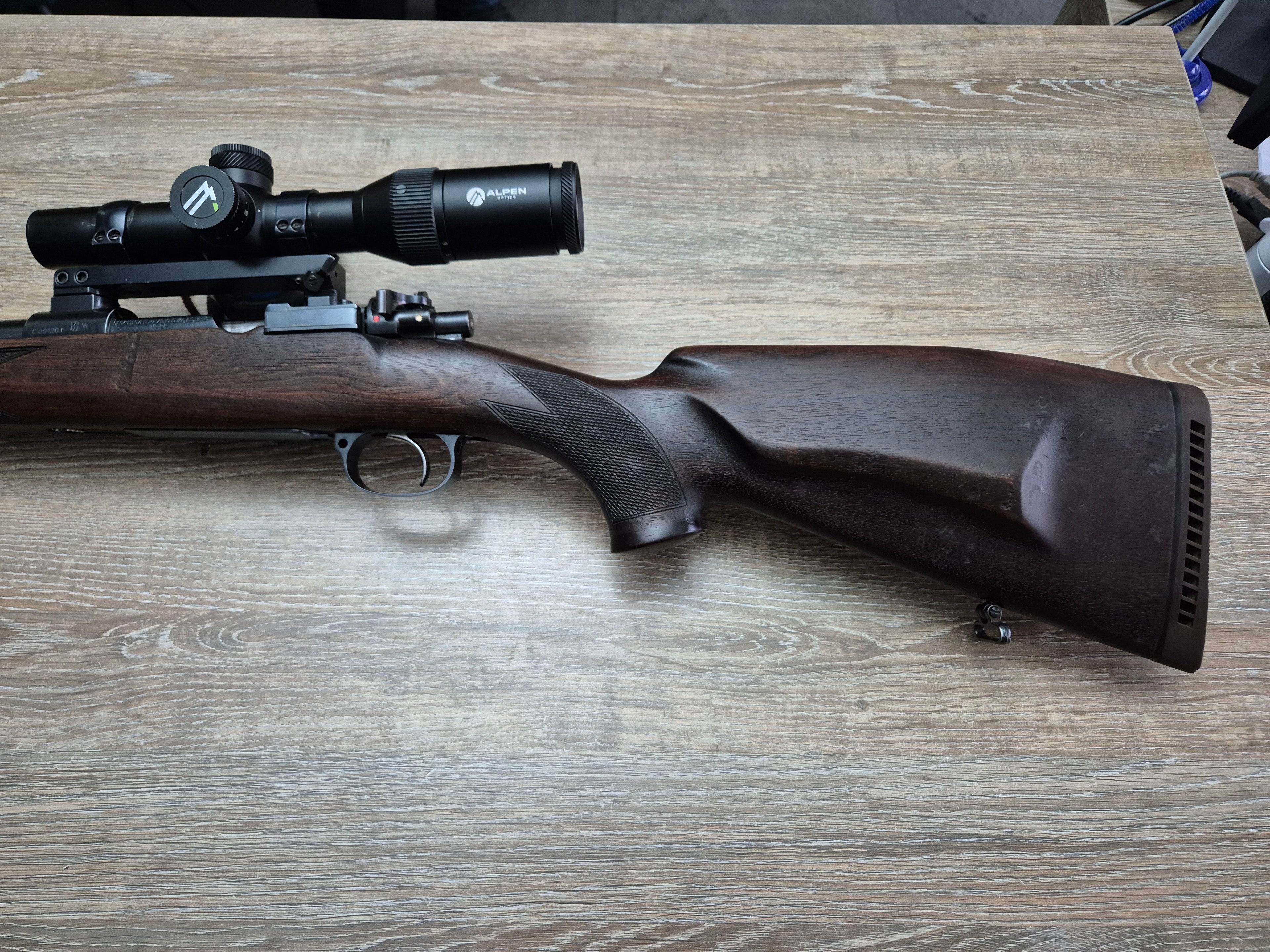 Carabina CZ, cal 9,3x62, 52cm, luneta Alpen 1-6x24