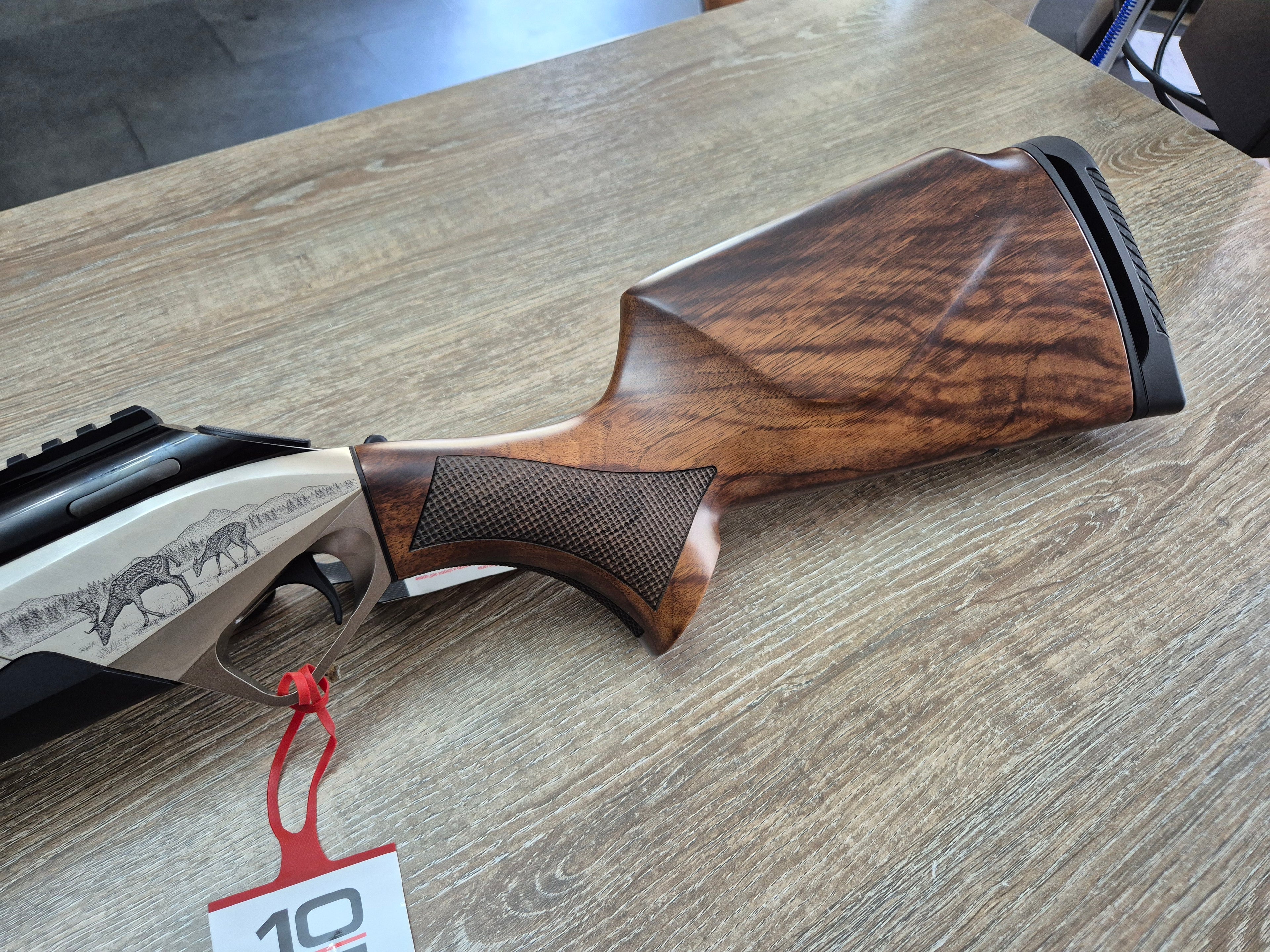 Carabina Benelli Lupo Deluxe cal 308 win, 56cm, pat lemn, gravuri