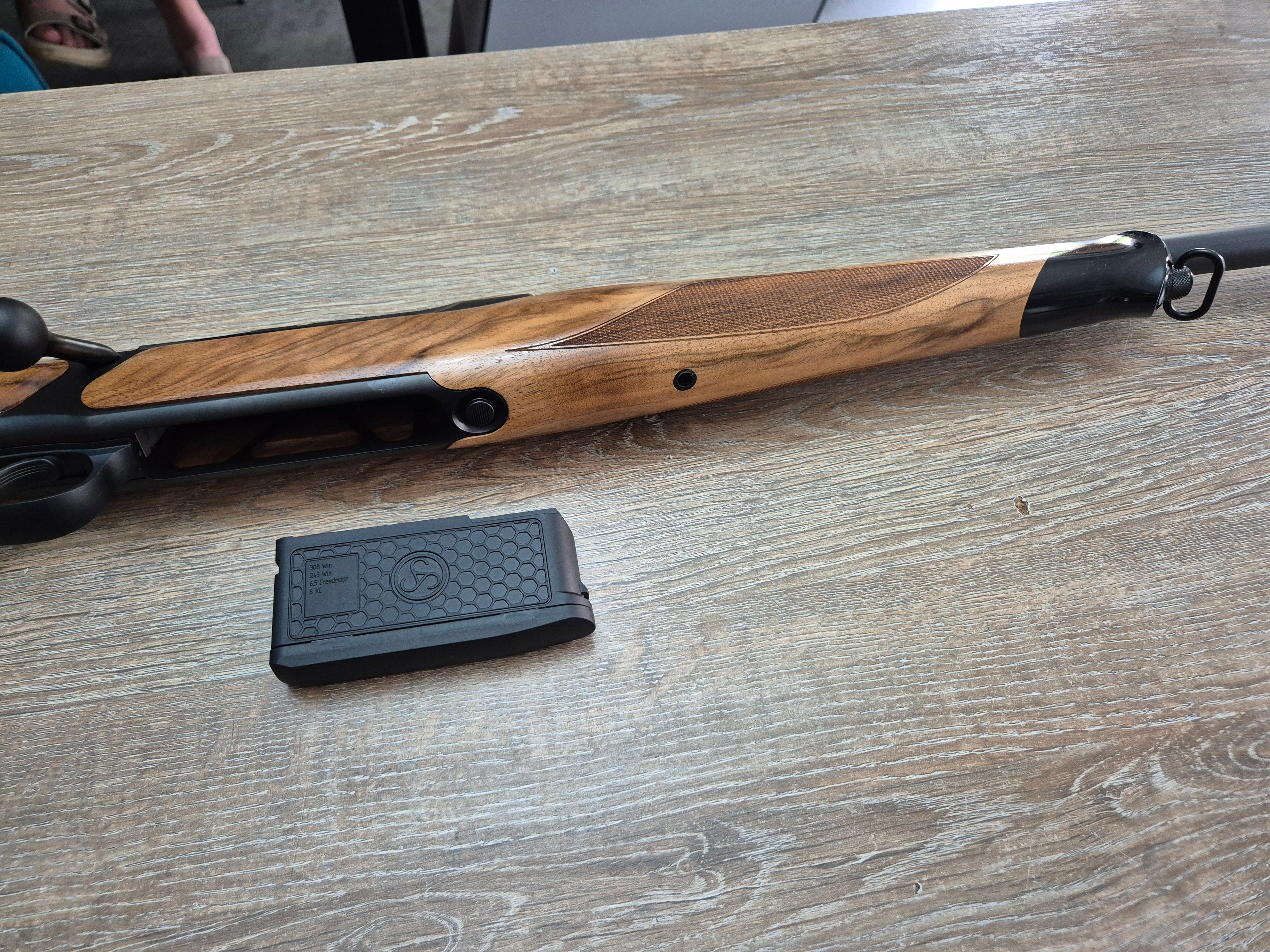 Carabina Sauer 505 Artemis Ergo Lux, cal 308 win, 56cm, lemn grad 4