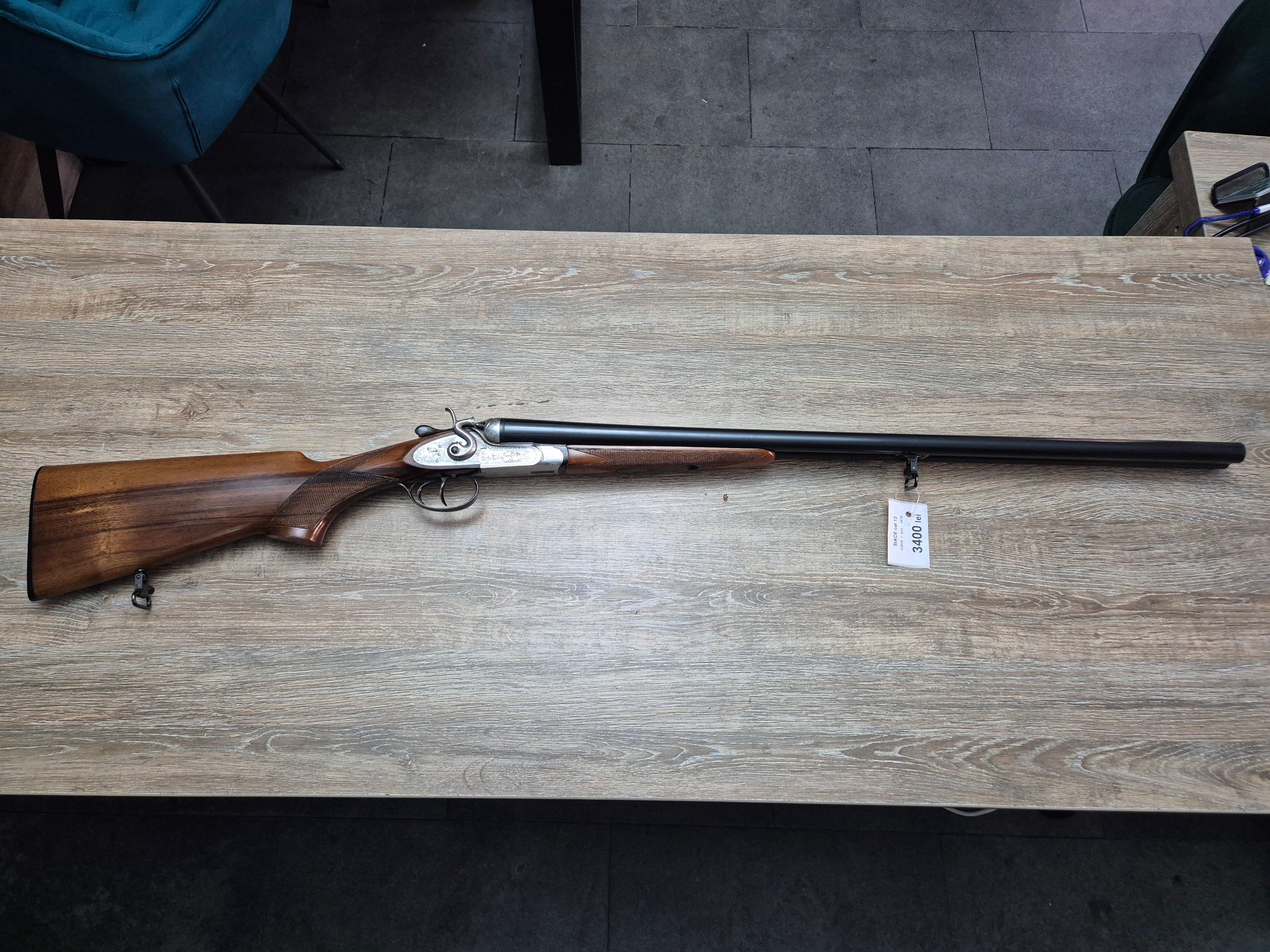 Lisa Siace, cal 12, tevi 71cm, cocoase exterioare