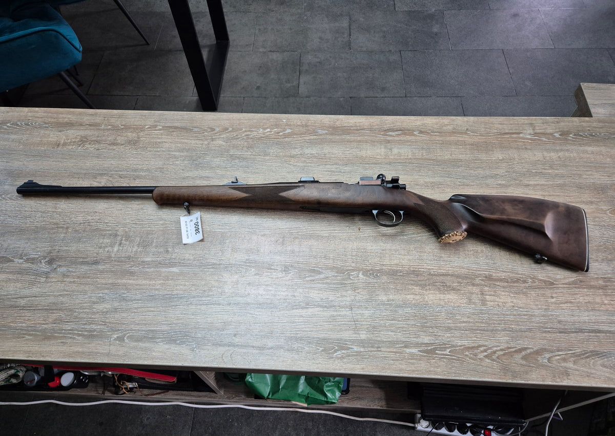 Carabina SUHL 98, cal 30-06, teava 61cm, pat lemn, cătări